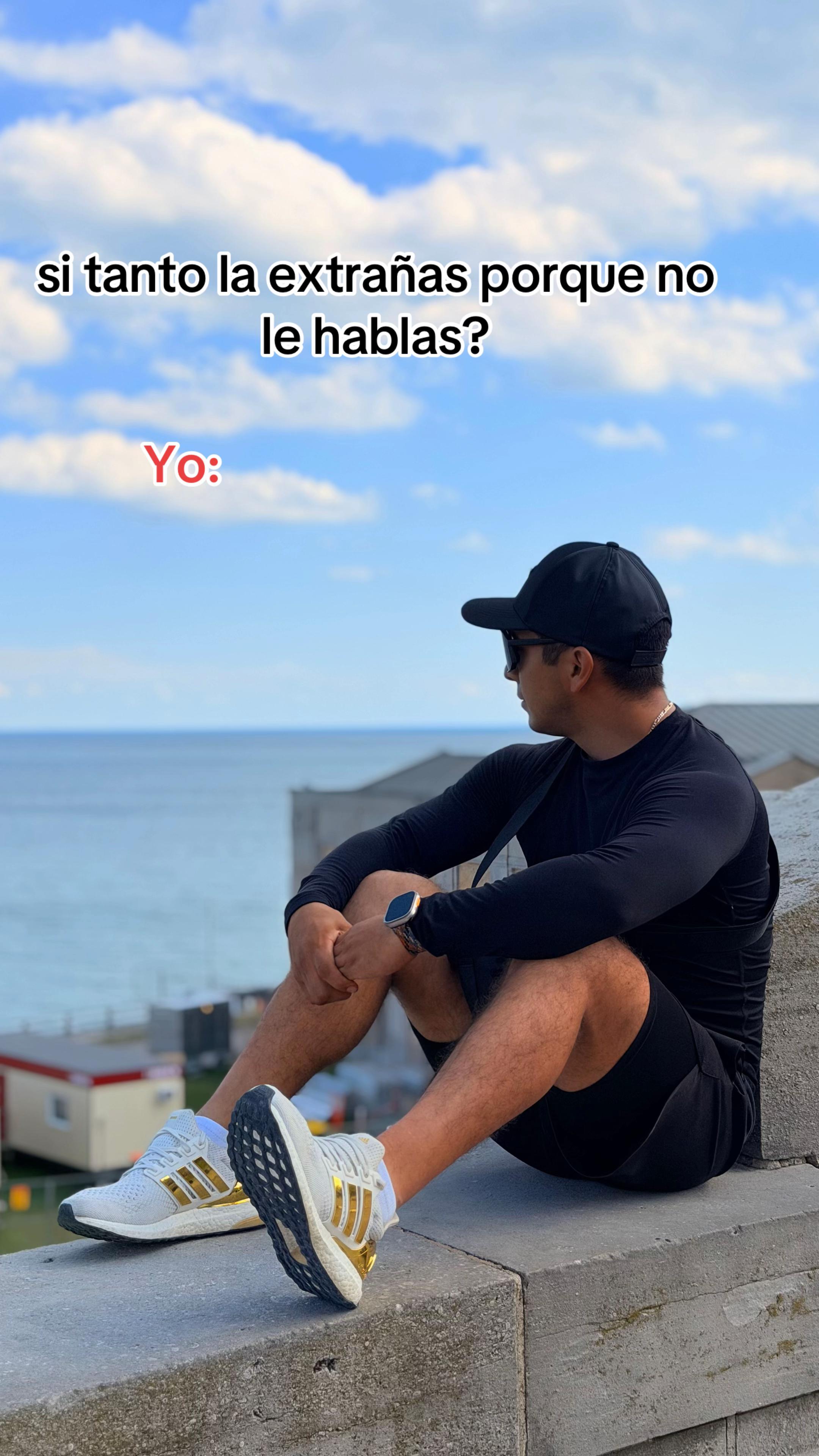 @Jonathan Paz795