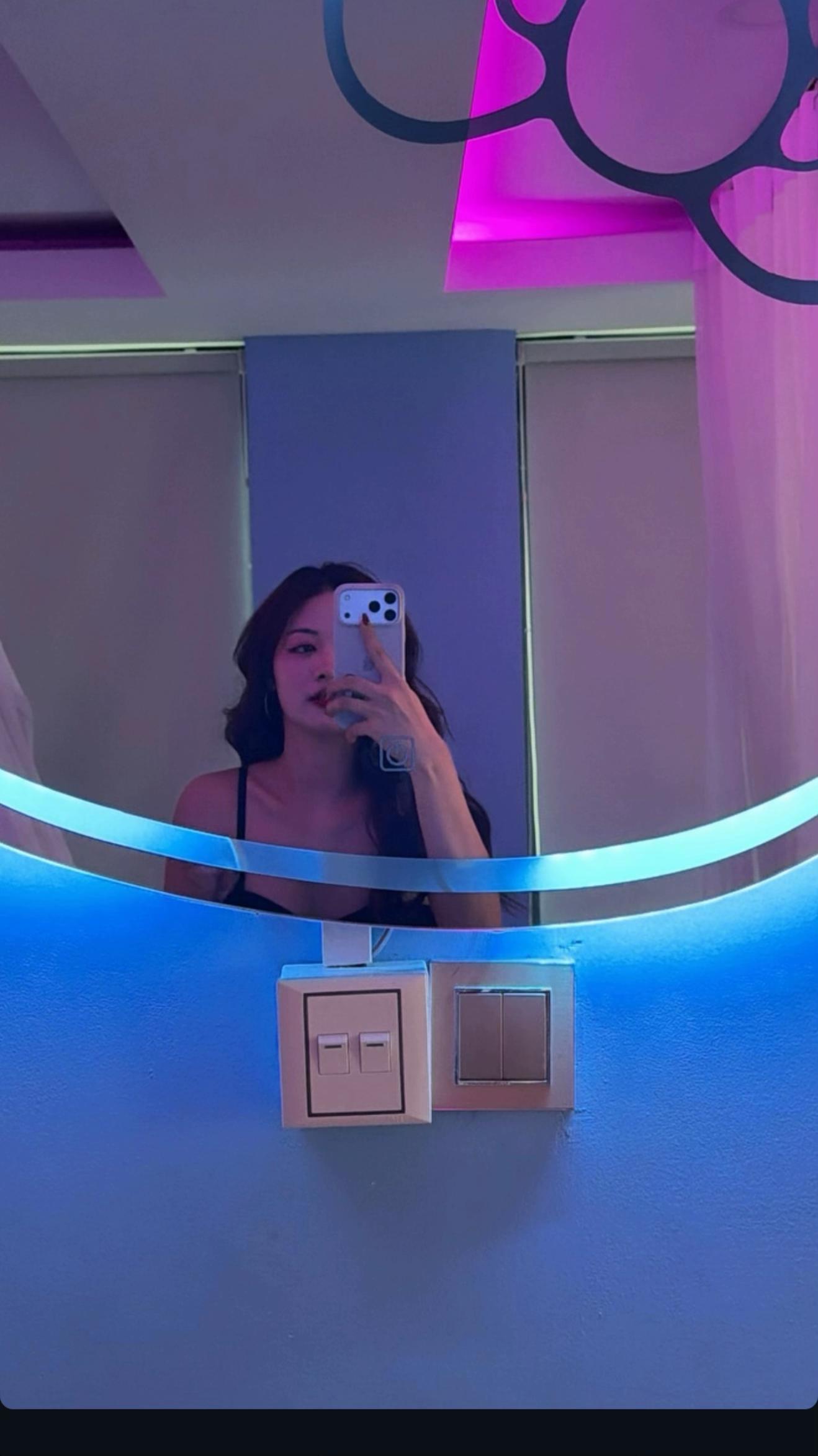 @777💋