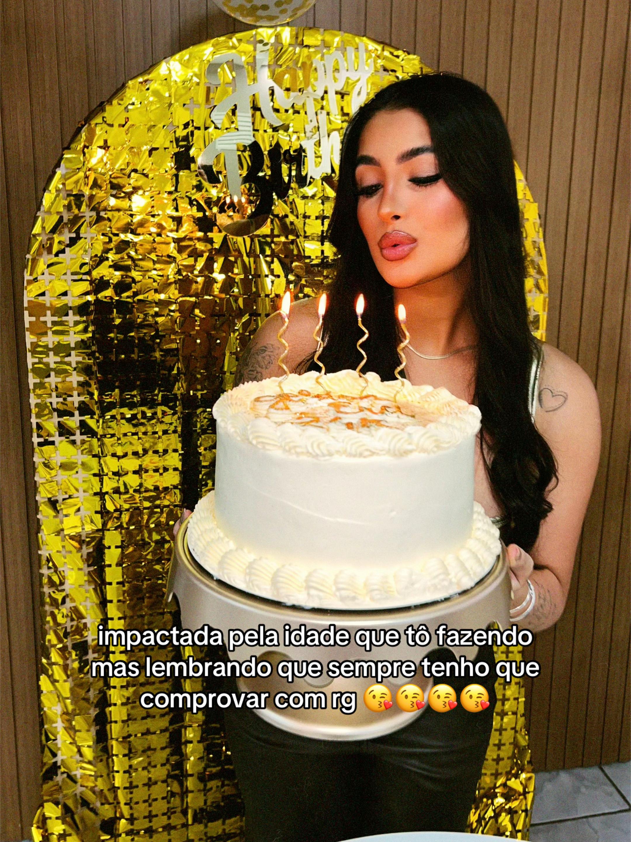 @Mel Azevedo