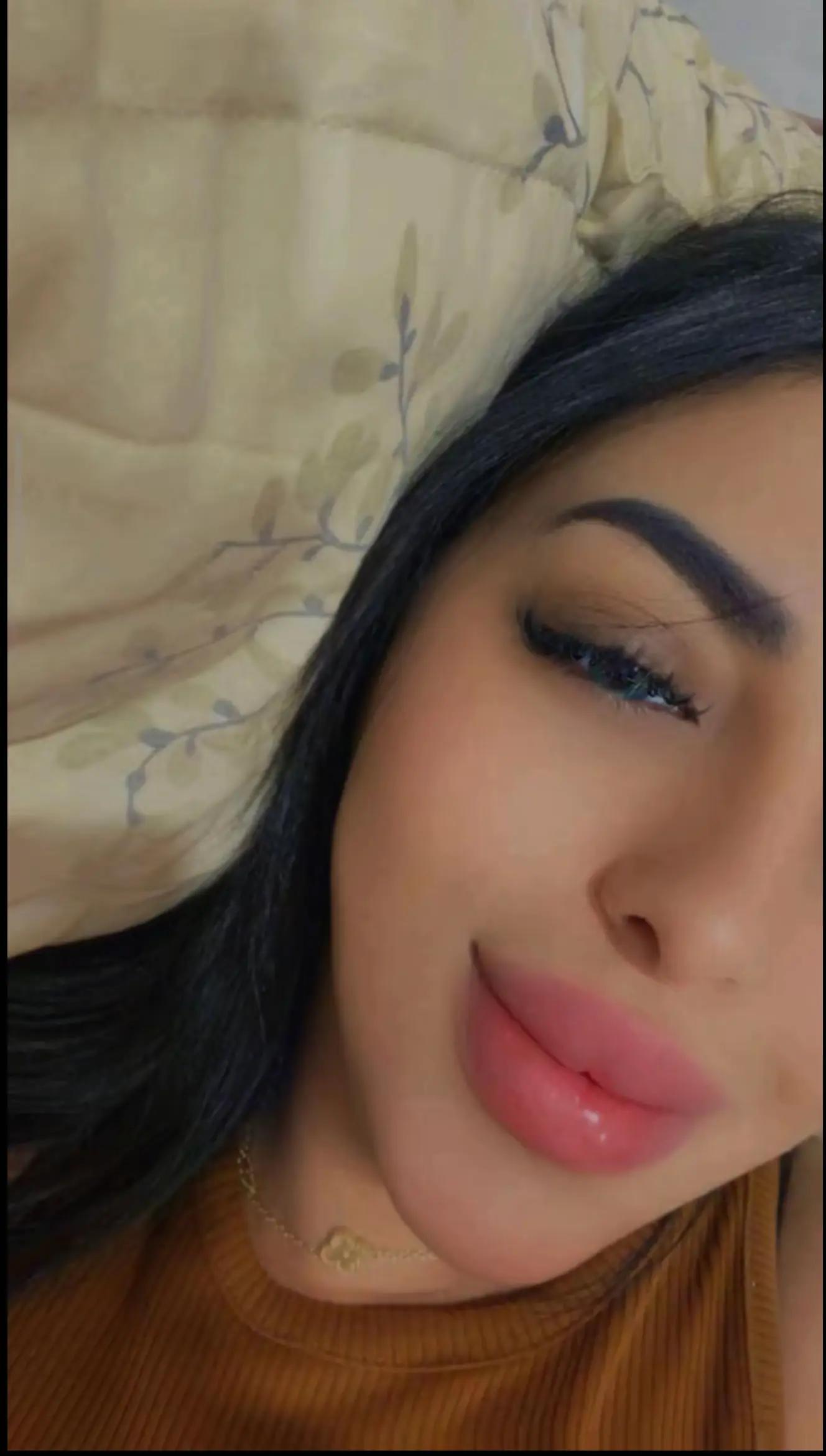 @بنت الحاج🤑👑