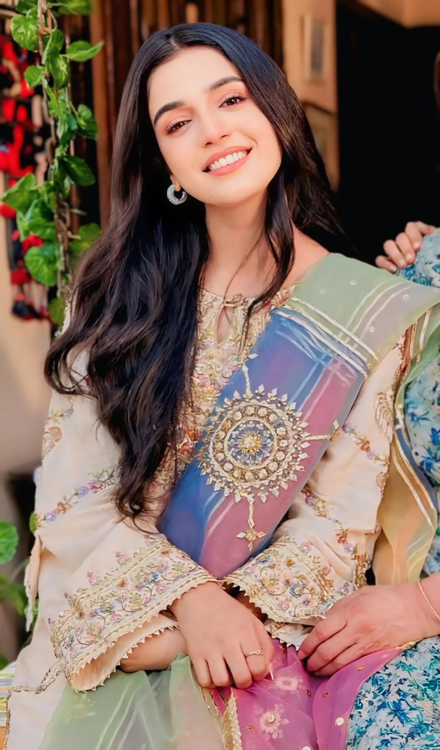 @Laiba Khan Official🌸