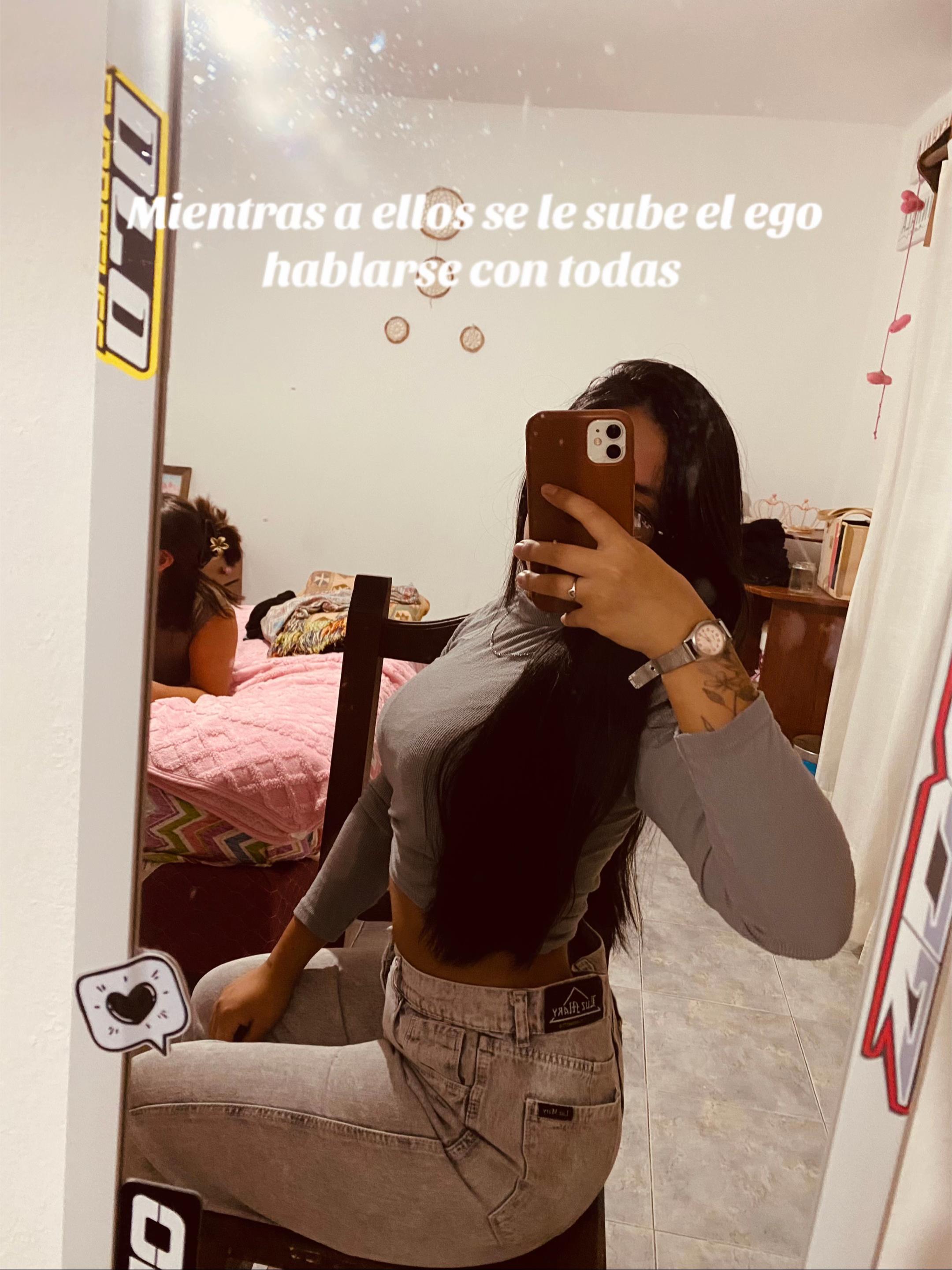 @Selena🍒