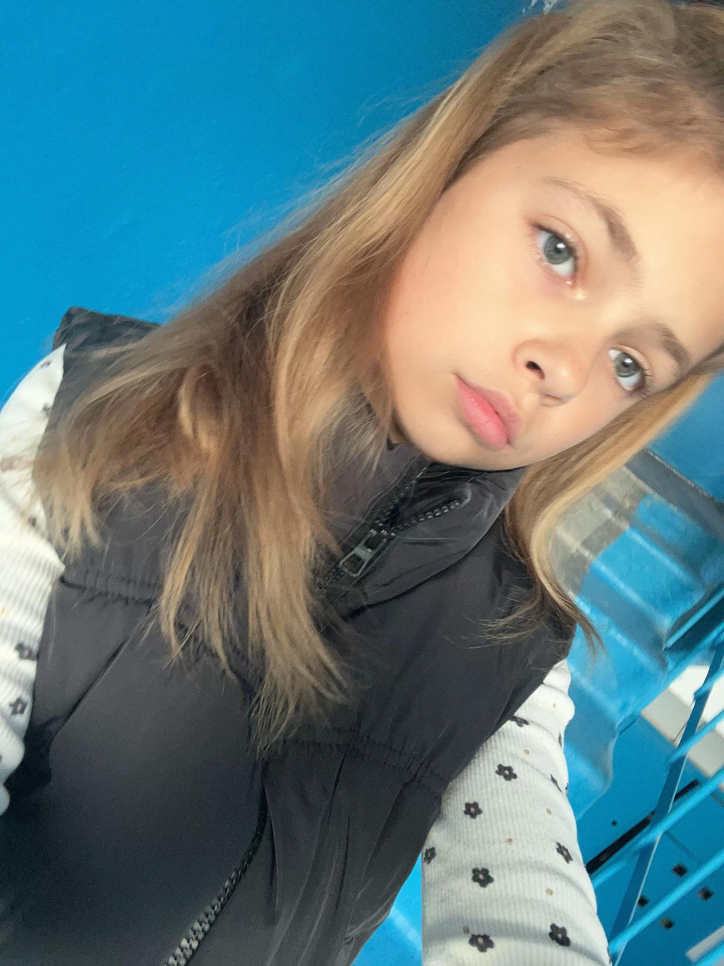@Анютка шафлка 💖💗
