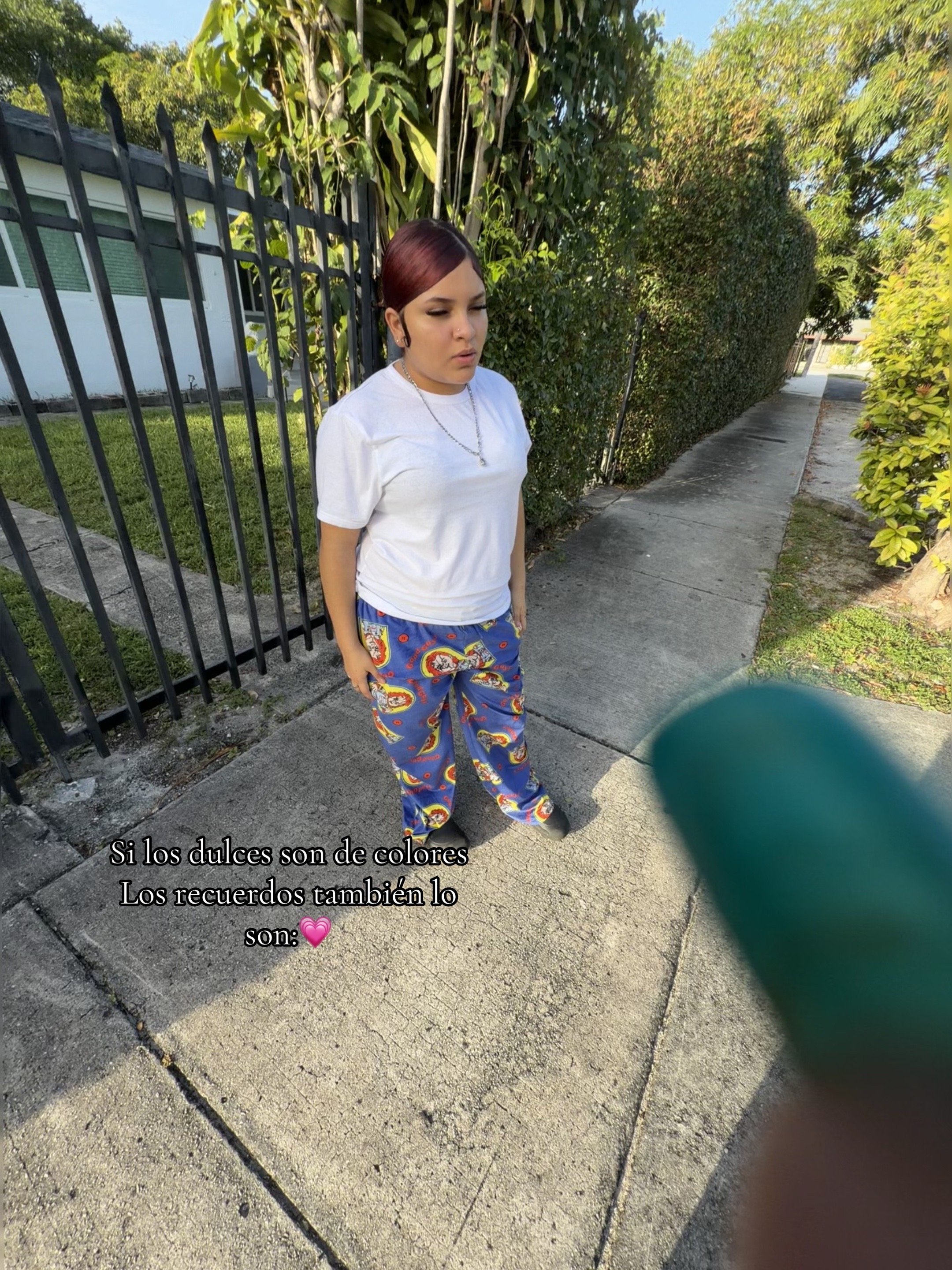 @DANIELA