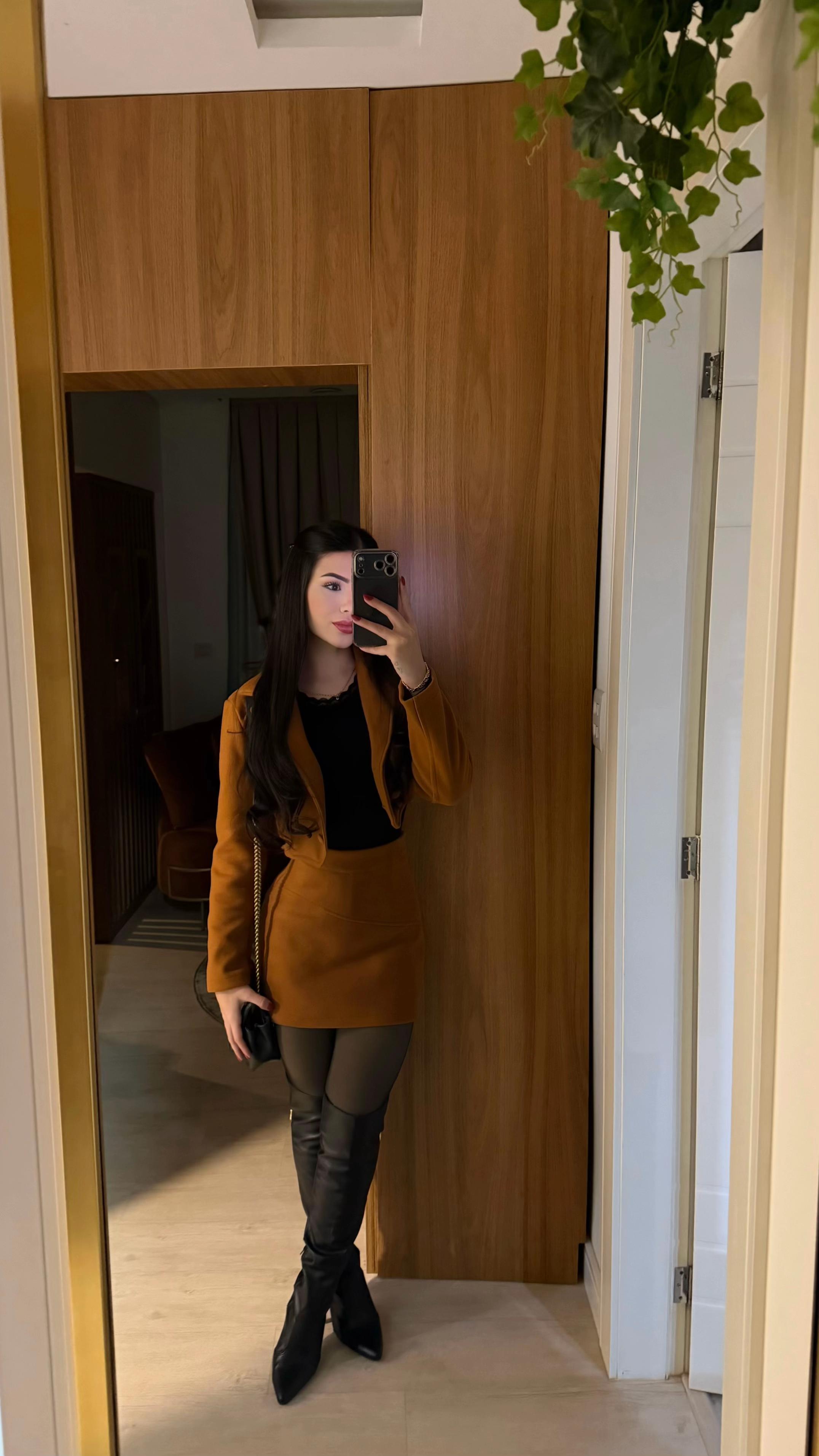 @JulianaMezzomo