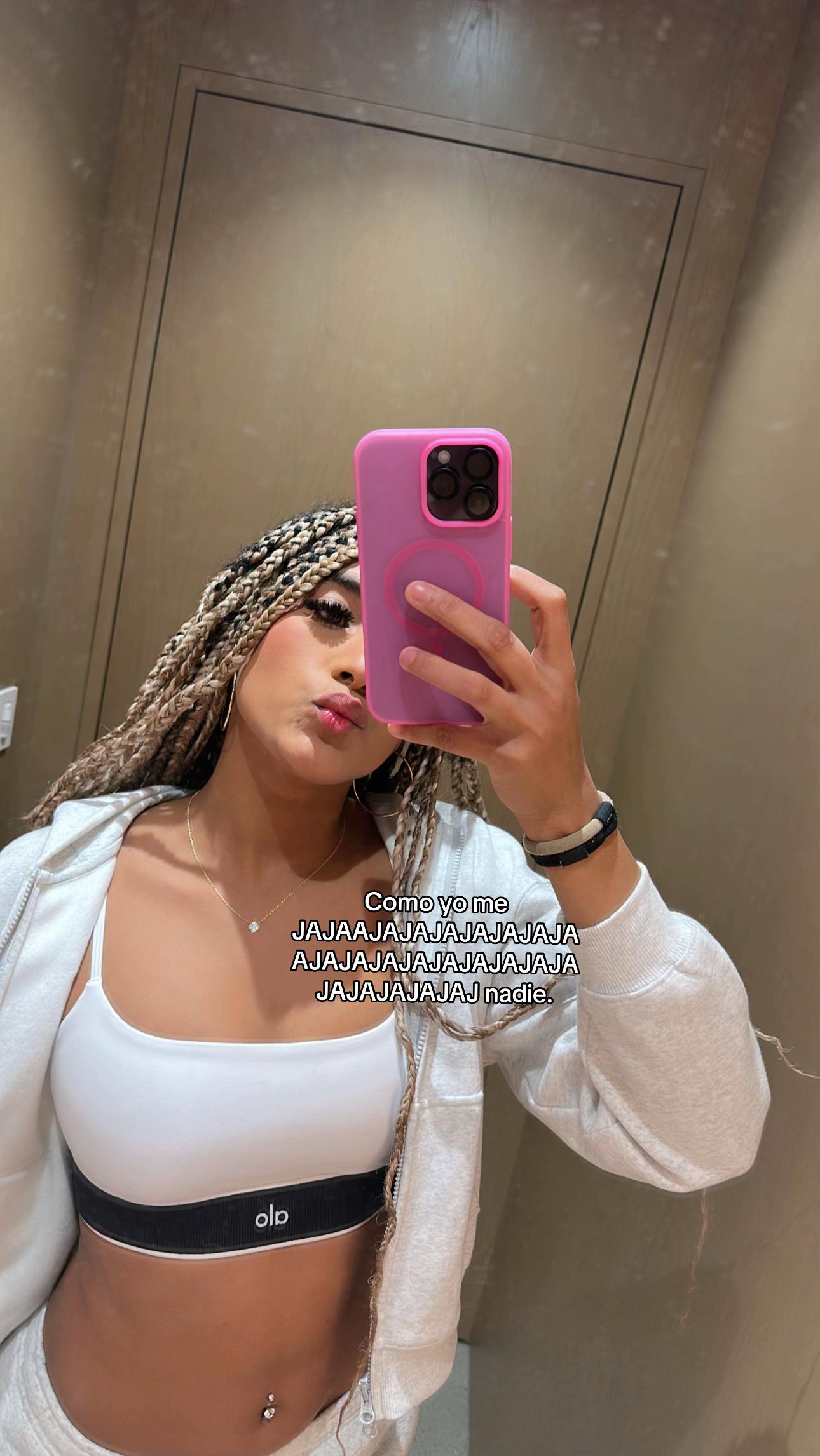 @🦢