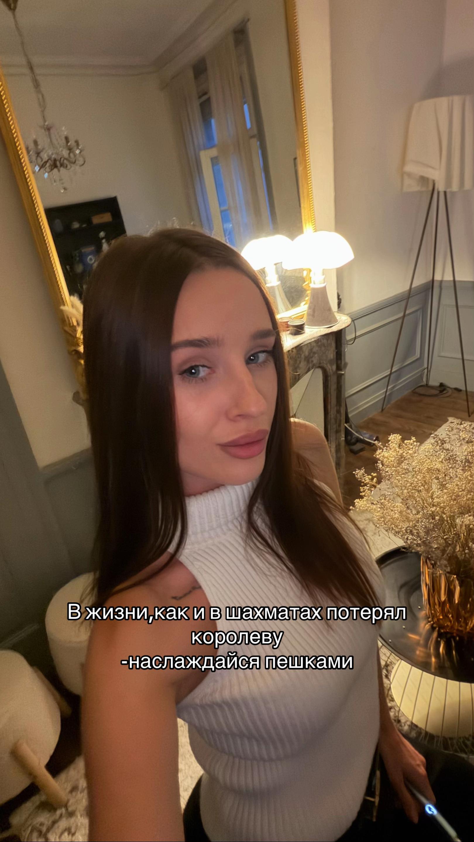 @KARINEE