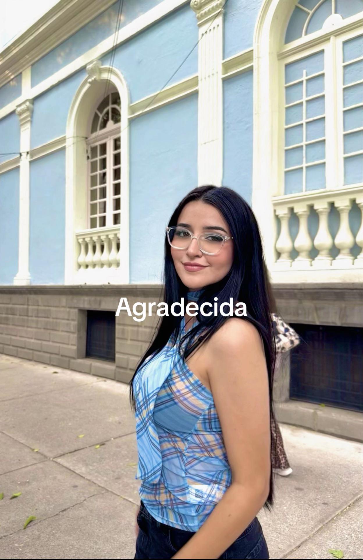 @Paola Araujo