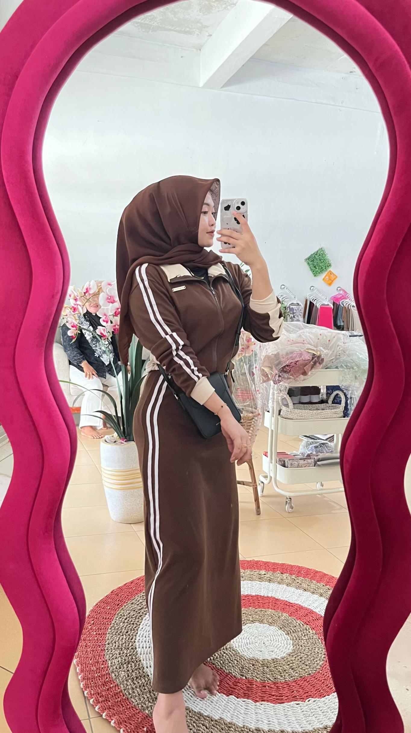 @𝓷