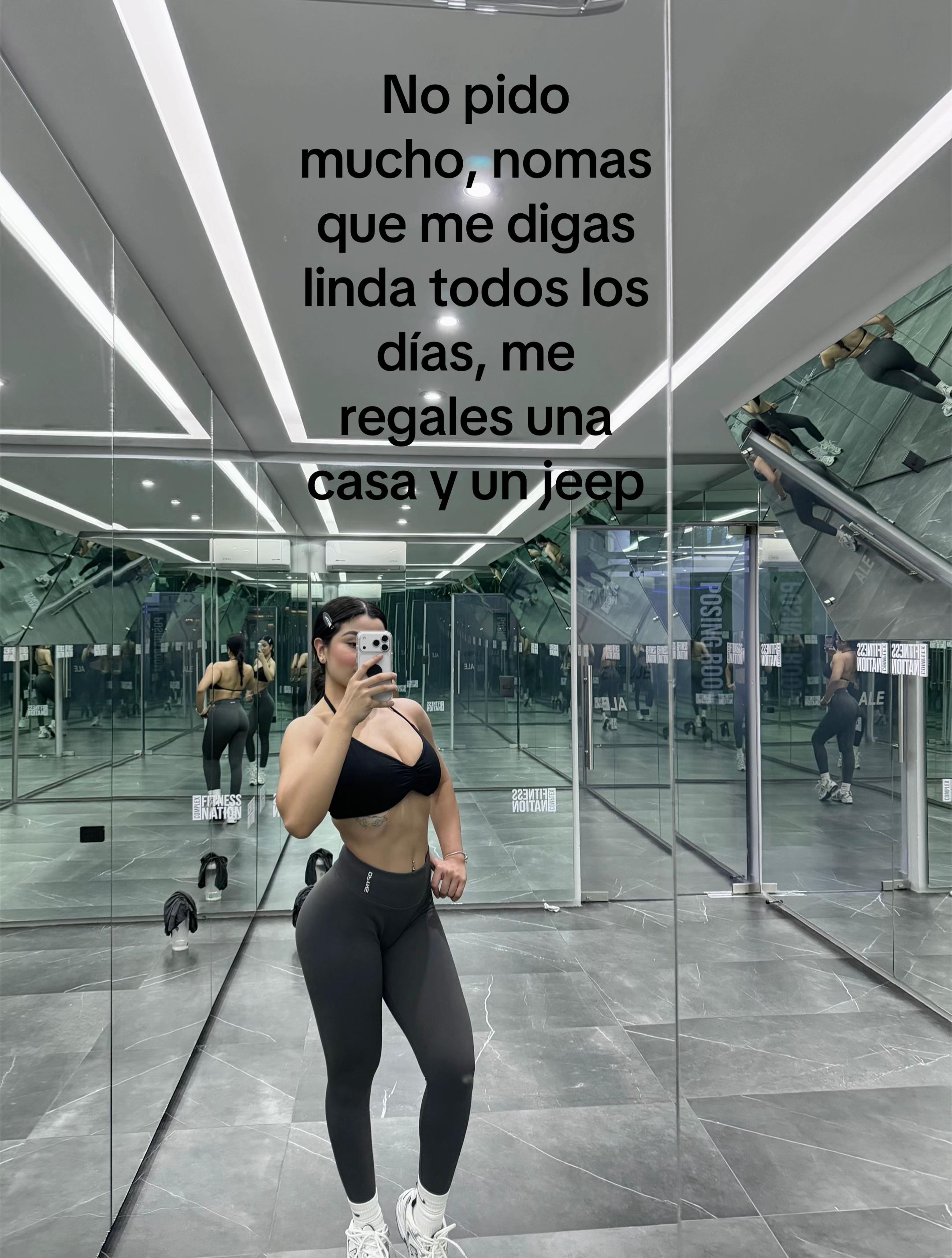 @Clau🎀
