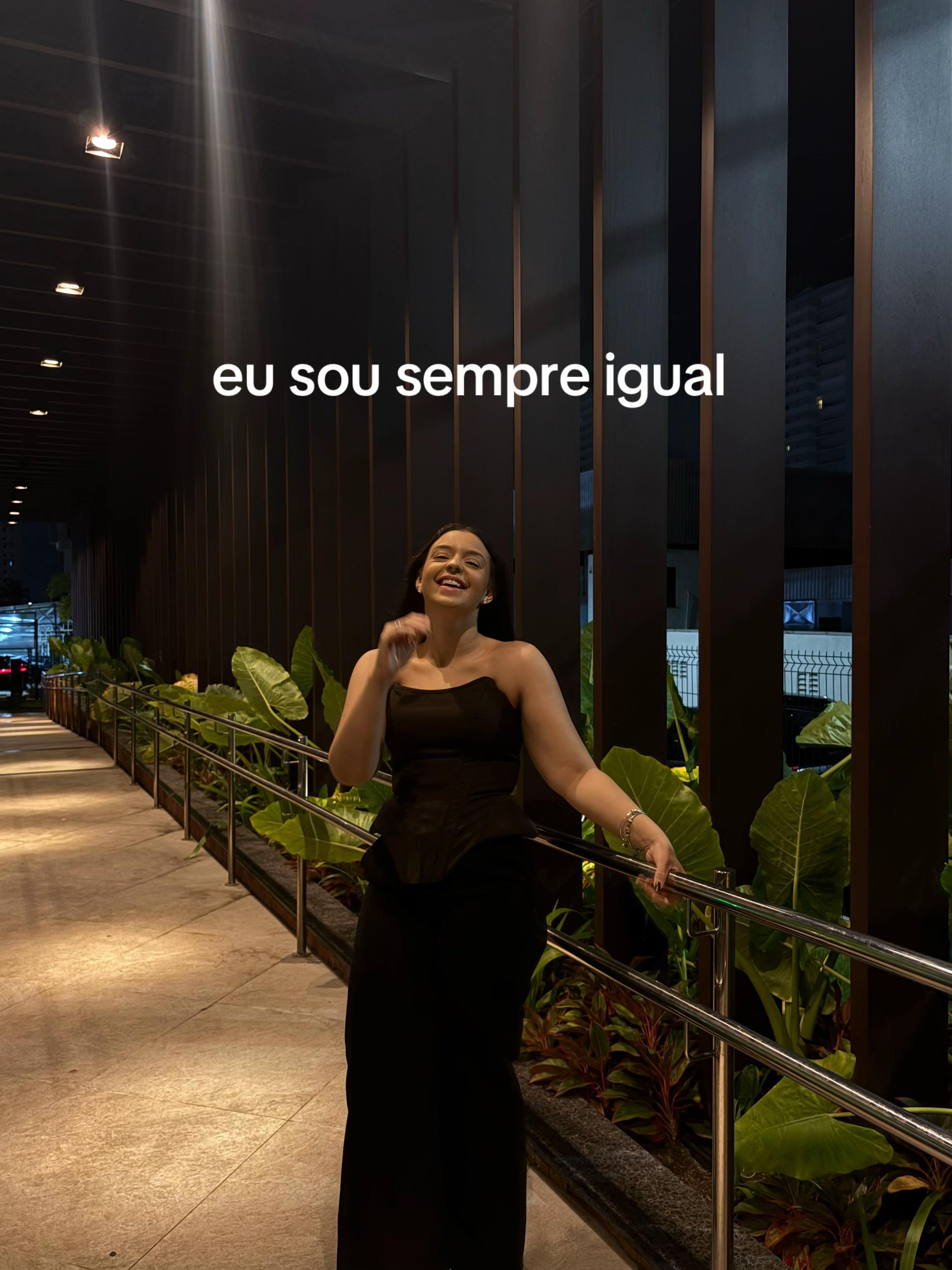@analuizaopp