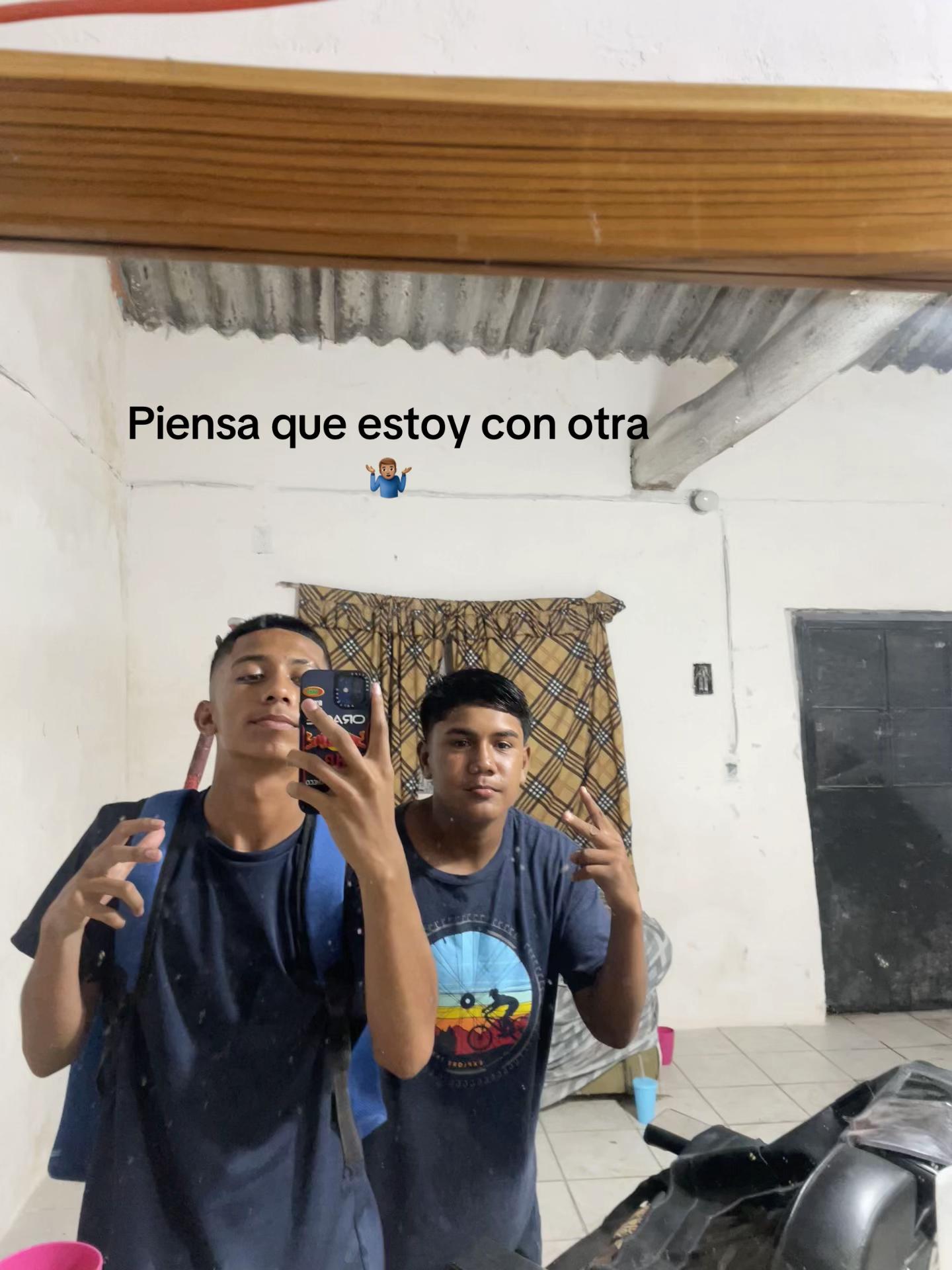 @Aldo Cruz