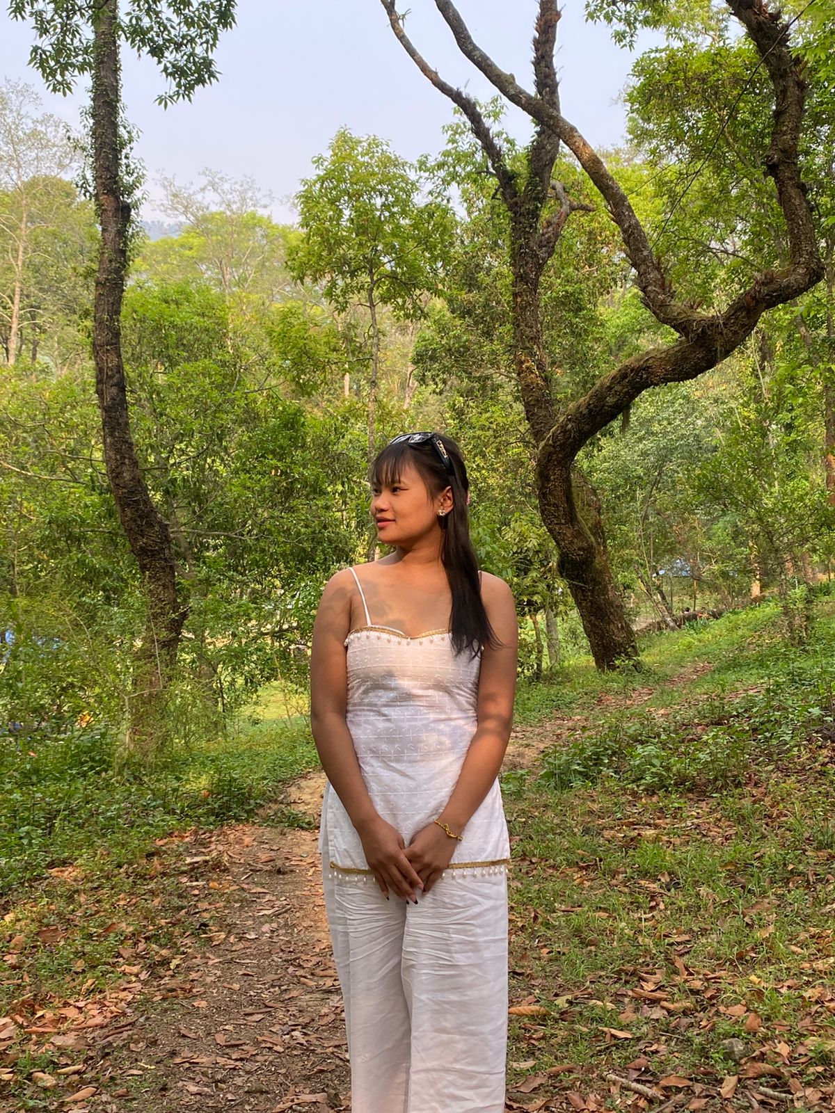 @SANU GURUNG 💗💐