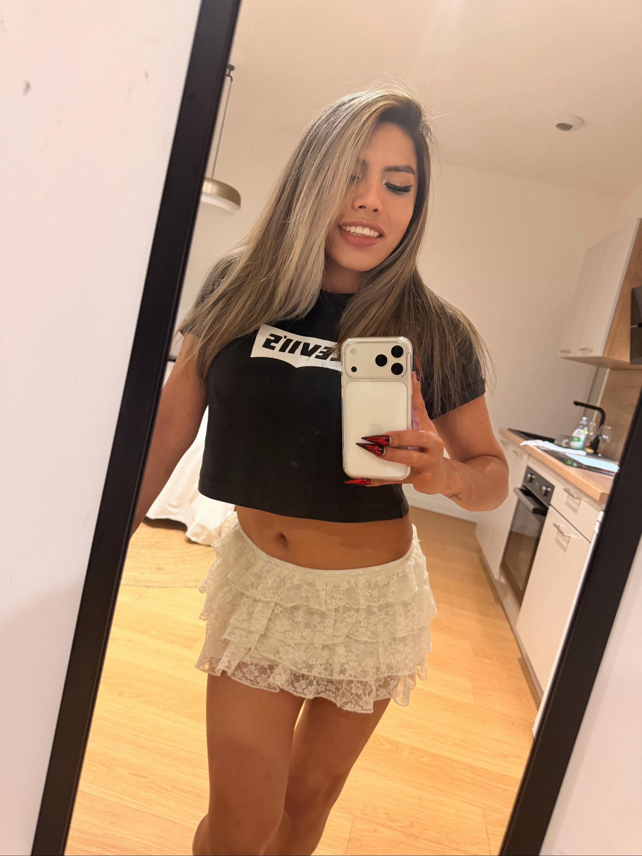 @Romina MucQui 🇵🇪 🇫🇷
