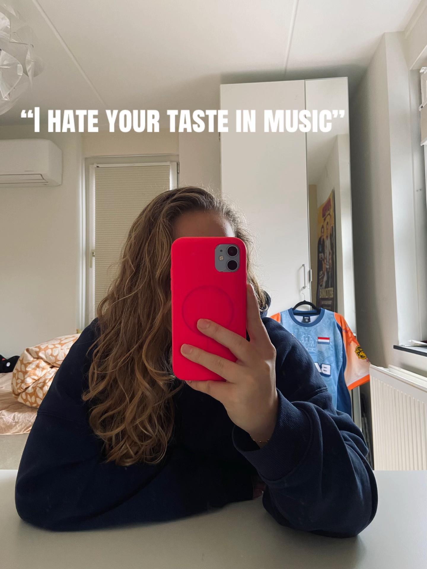 @𝒷𝑜𝒸𝒽𝑒𝓁𝓋𝒶𝓃𝓂𝒶𝓉𝓉