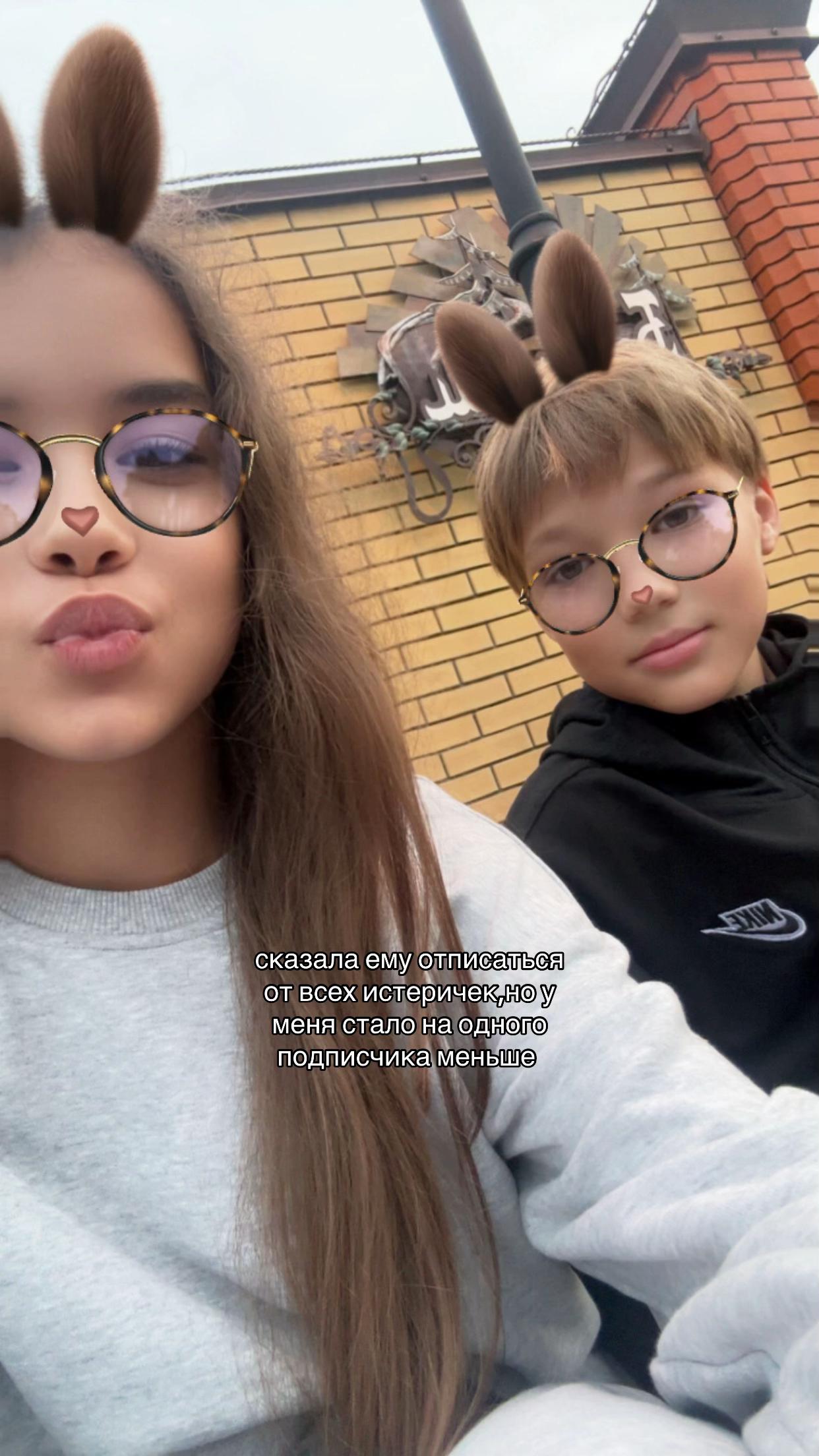 @dinovaa
