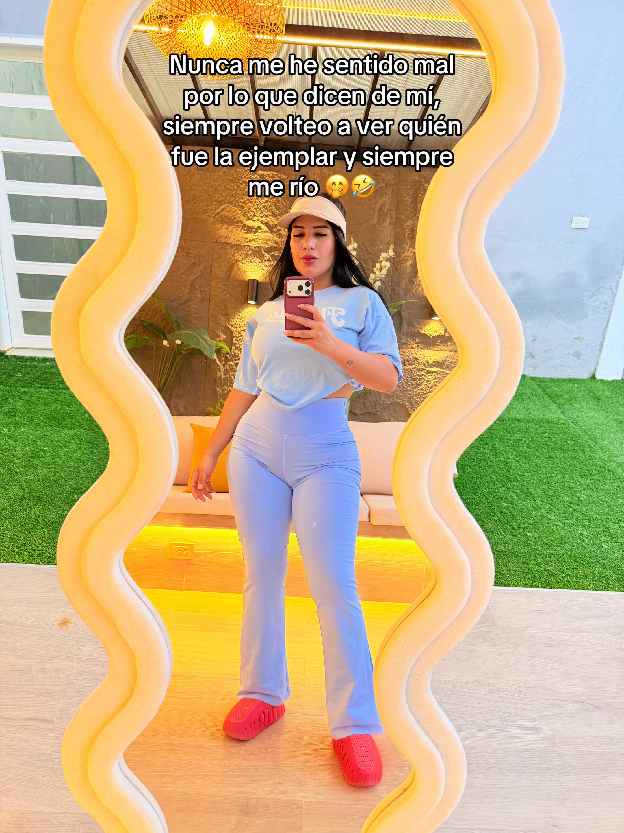@monicaduran000