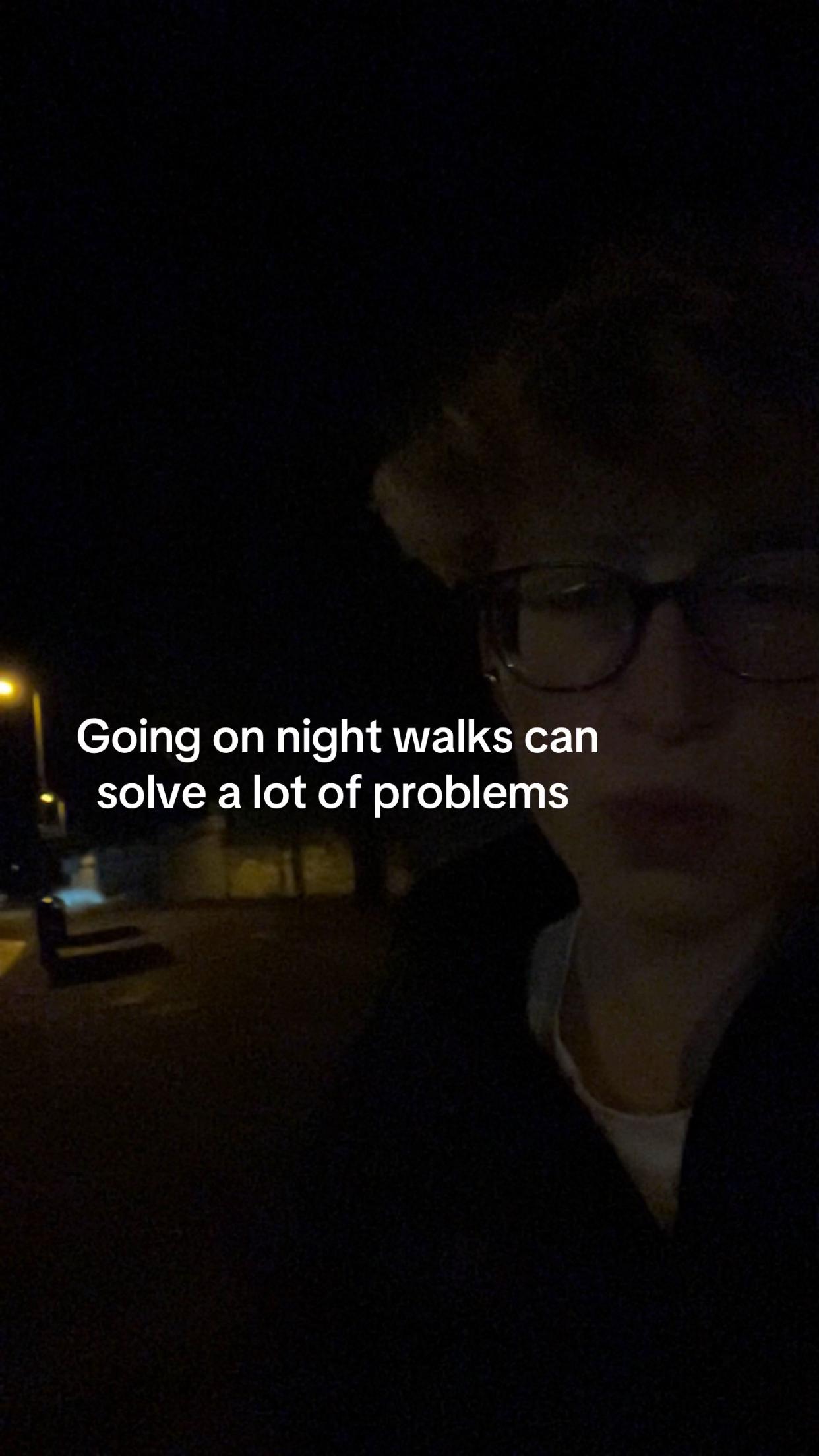 @🎧