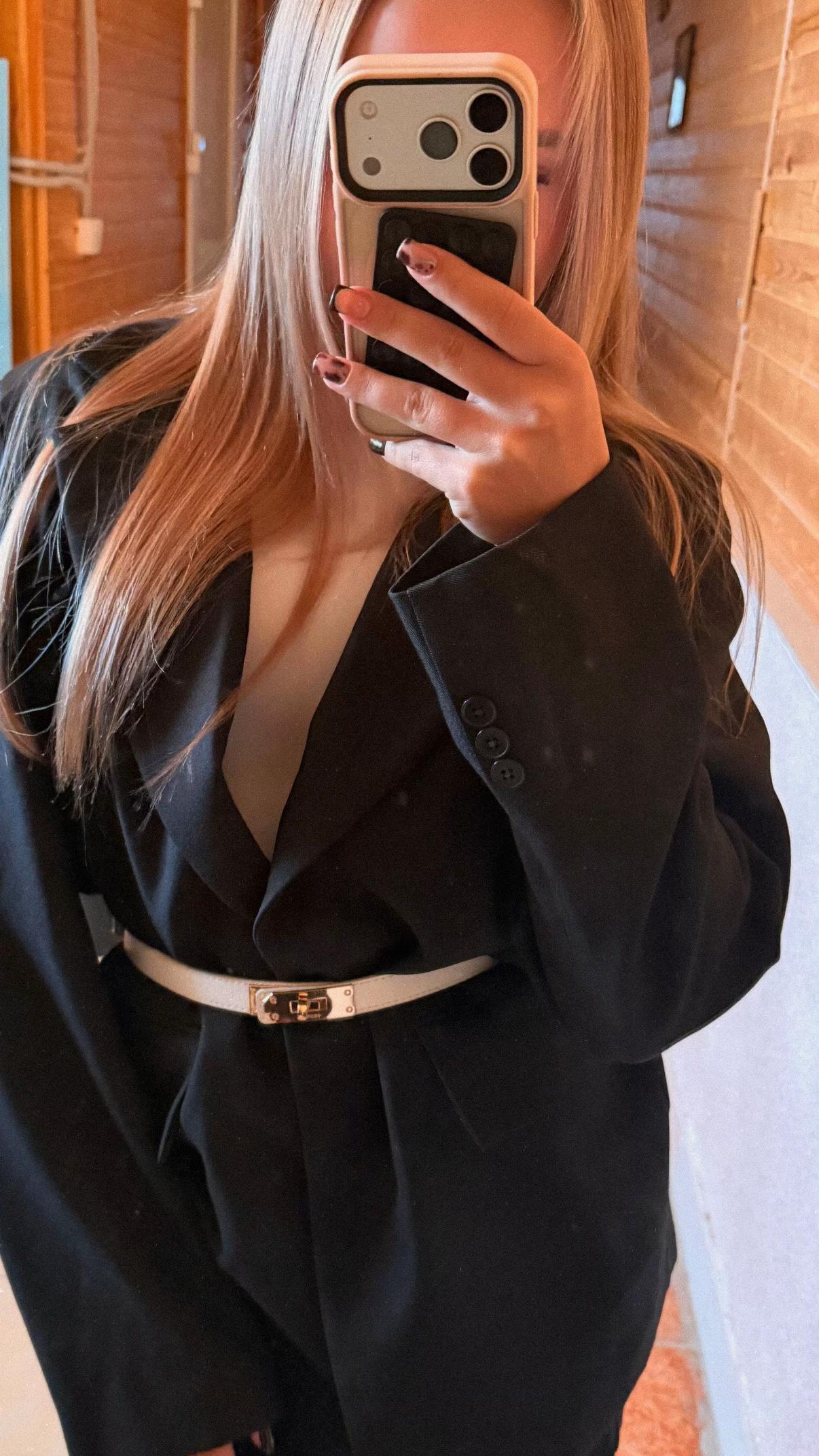 @🫶🏼