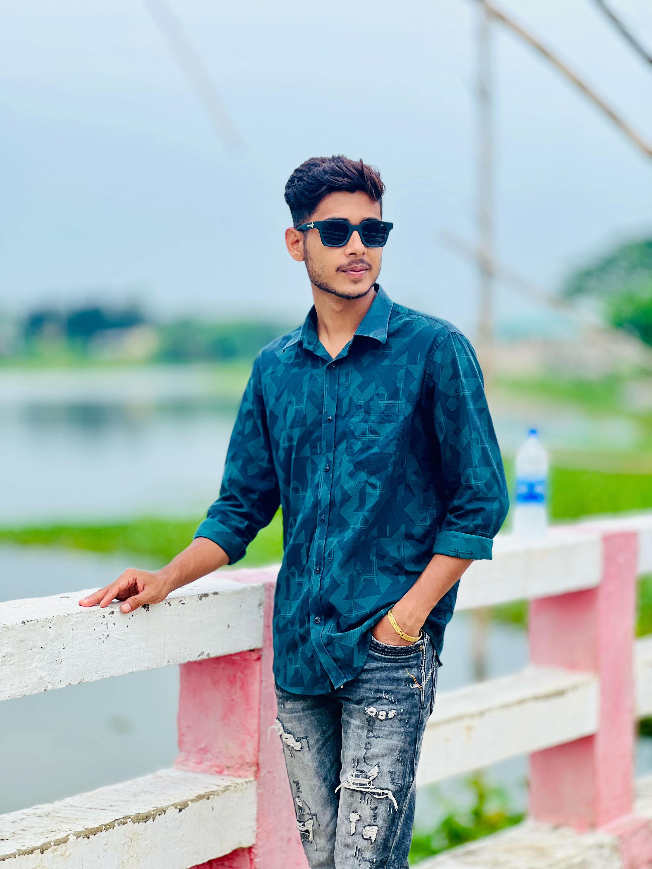 @Razuan__44