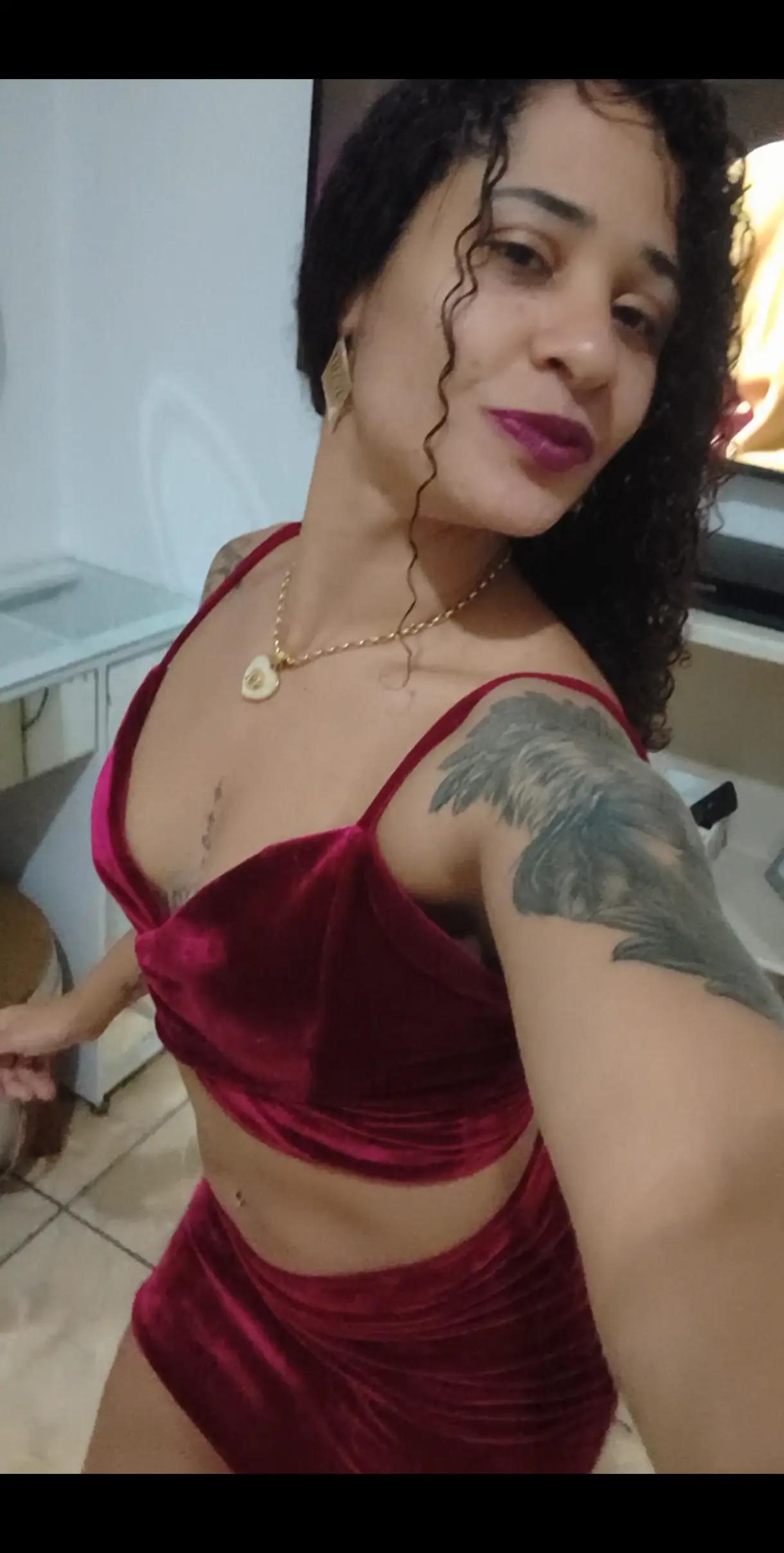 @deboramonique_