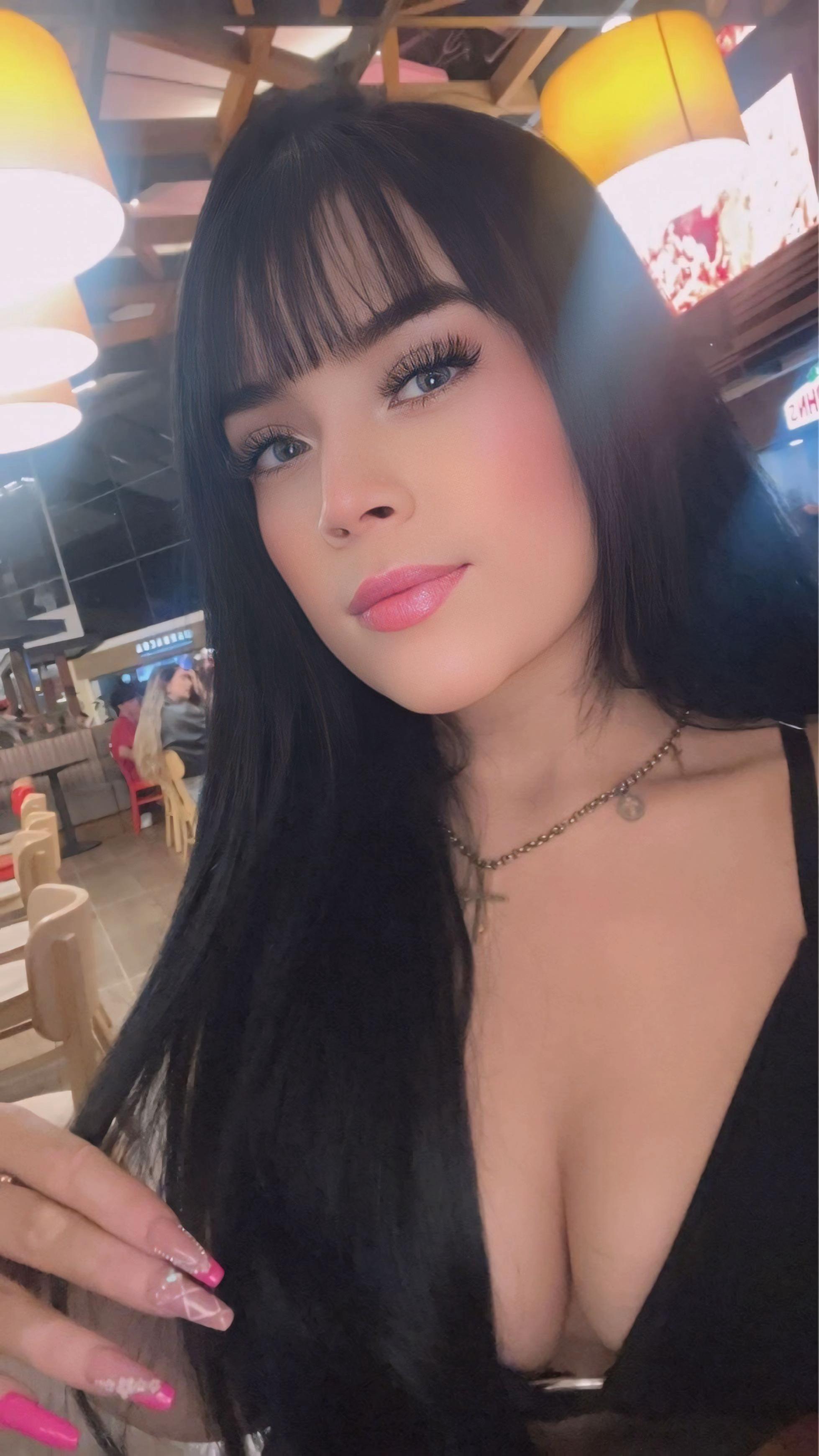 @angiiemarin25