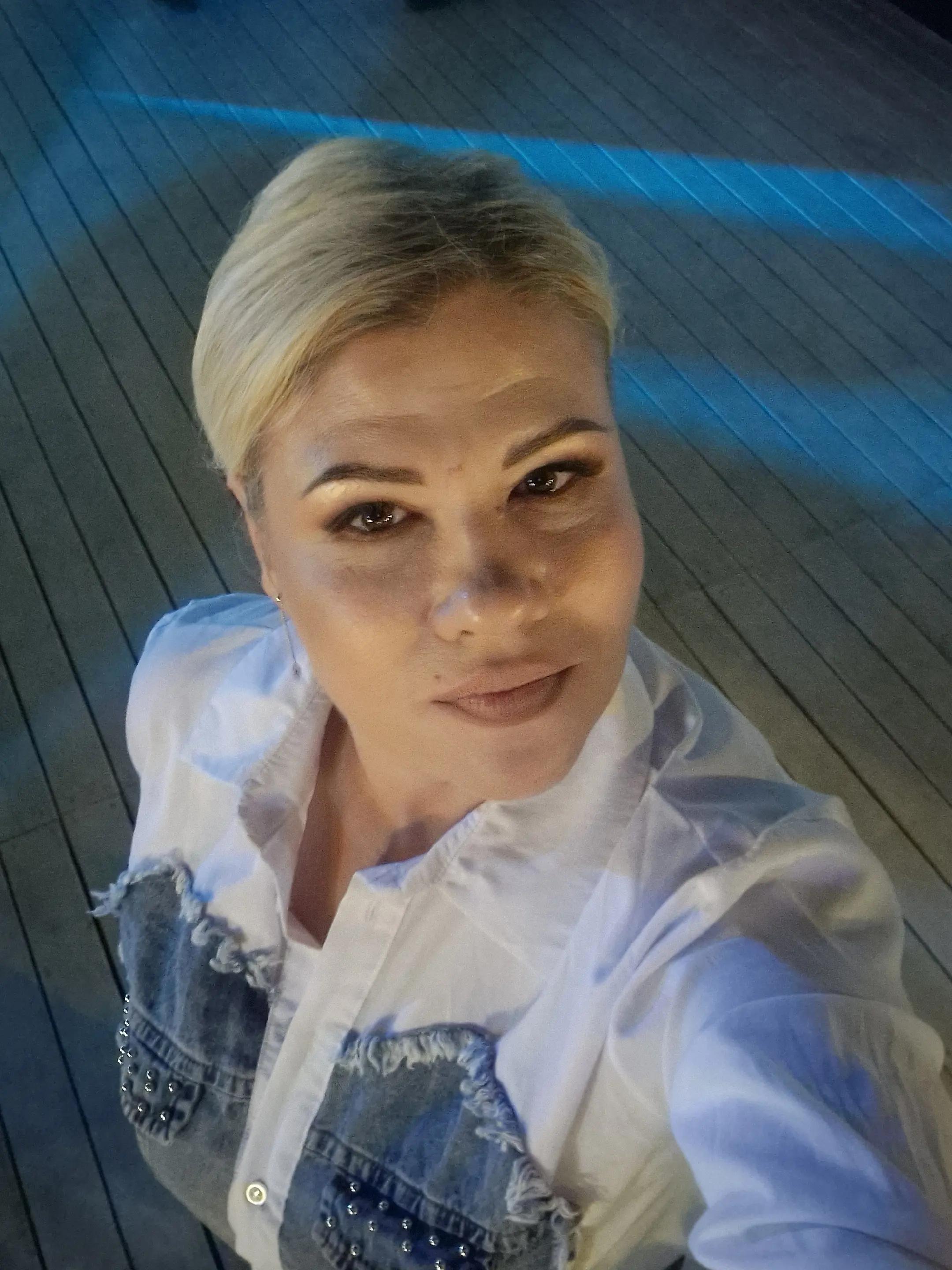 @Claudia🥳