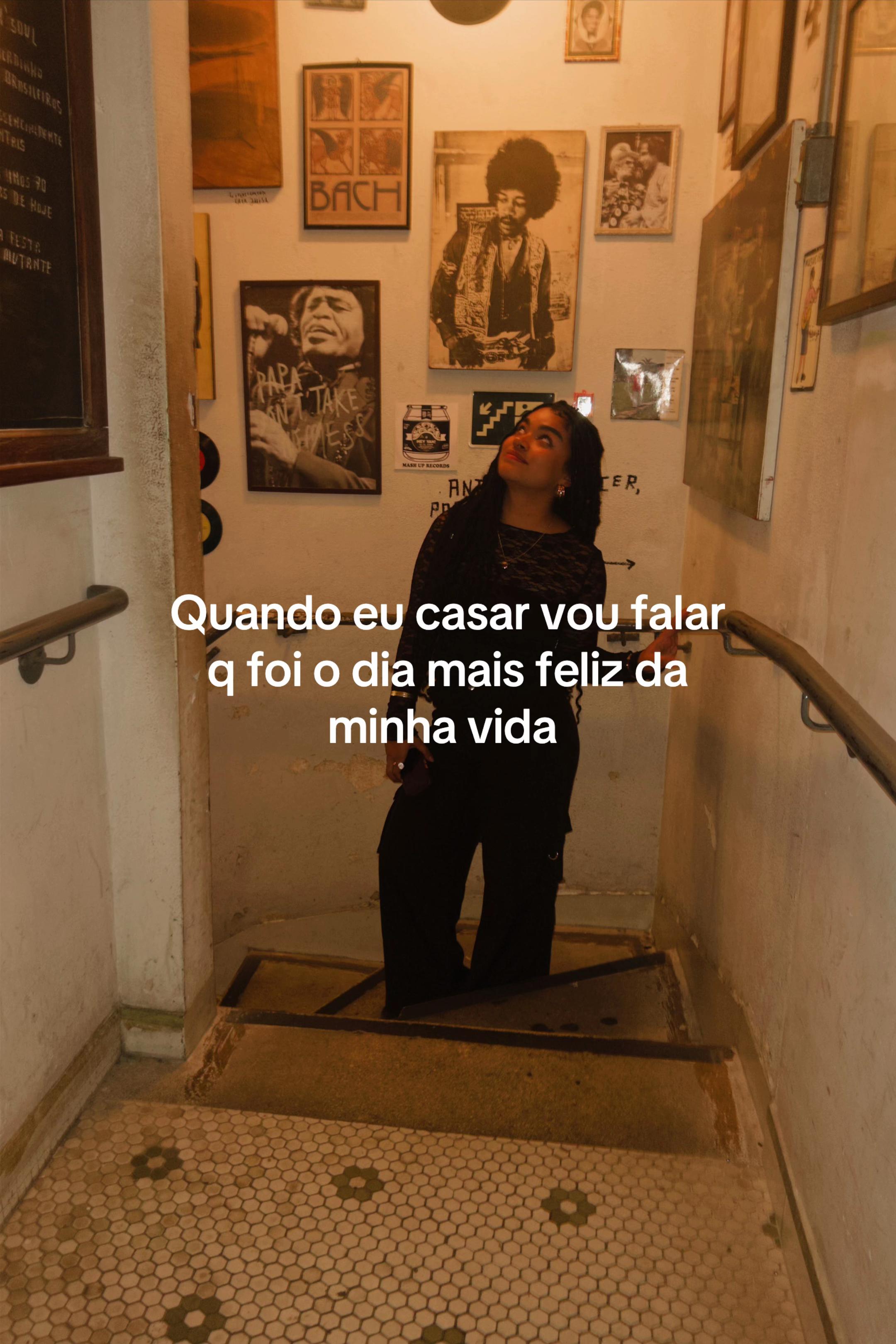 @Vitoria Sales ✭