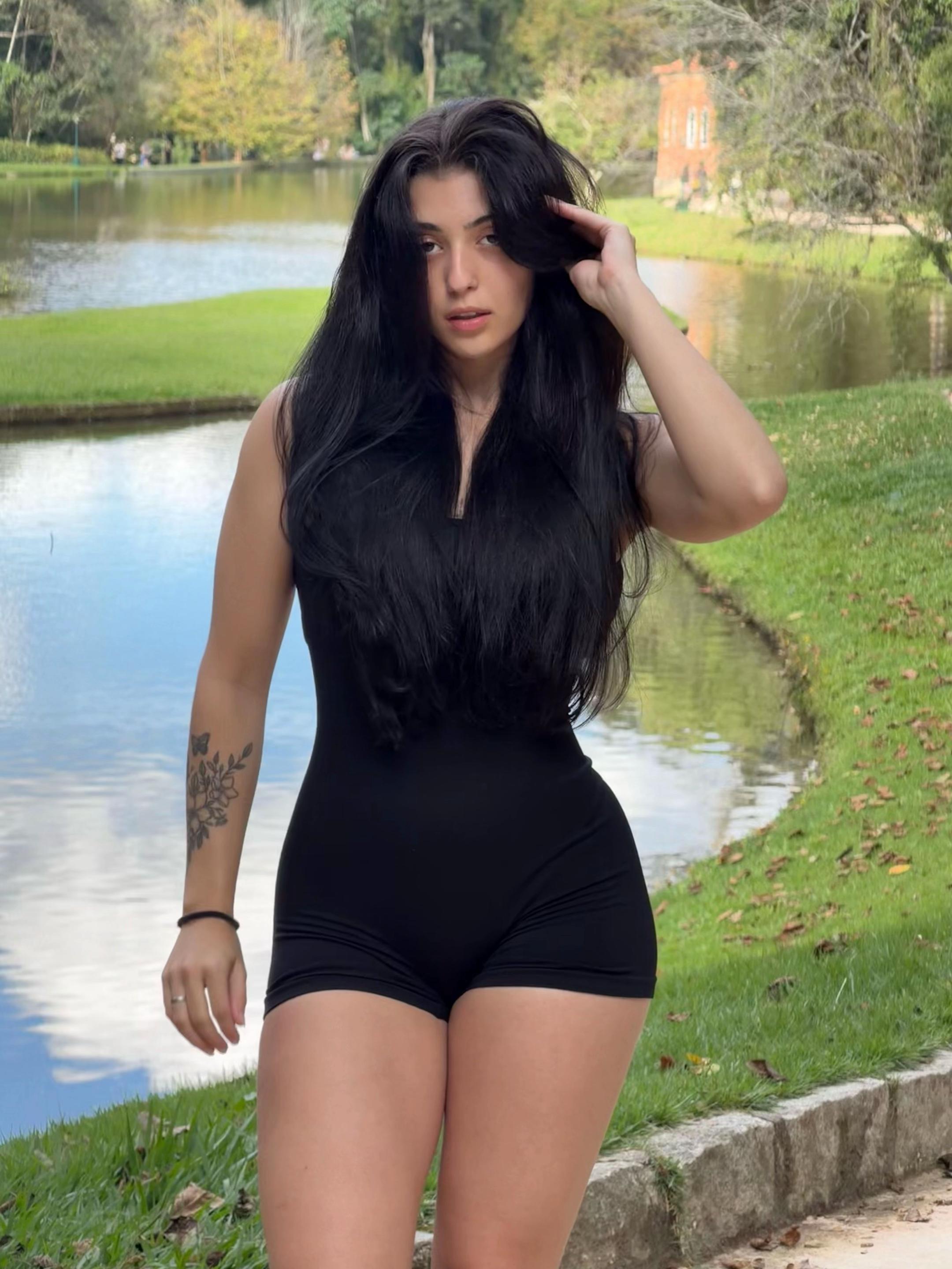 @Ana Carolina
