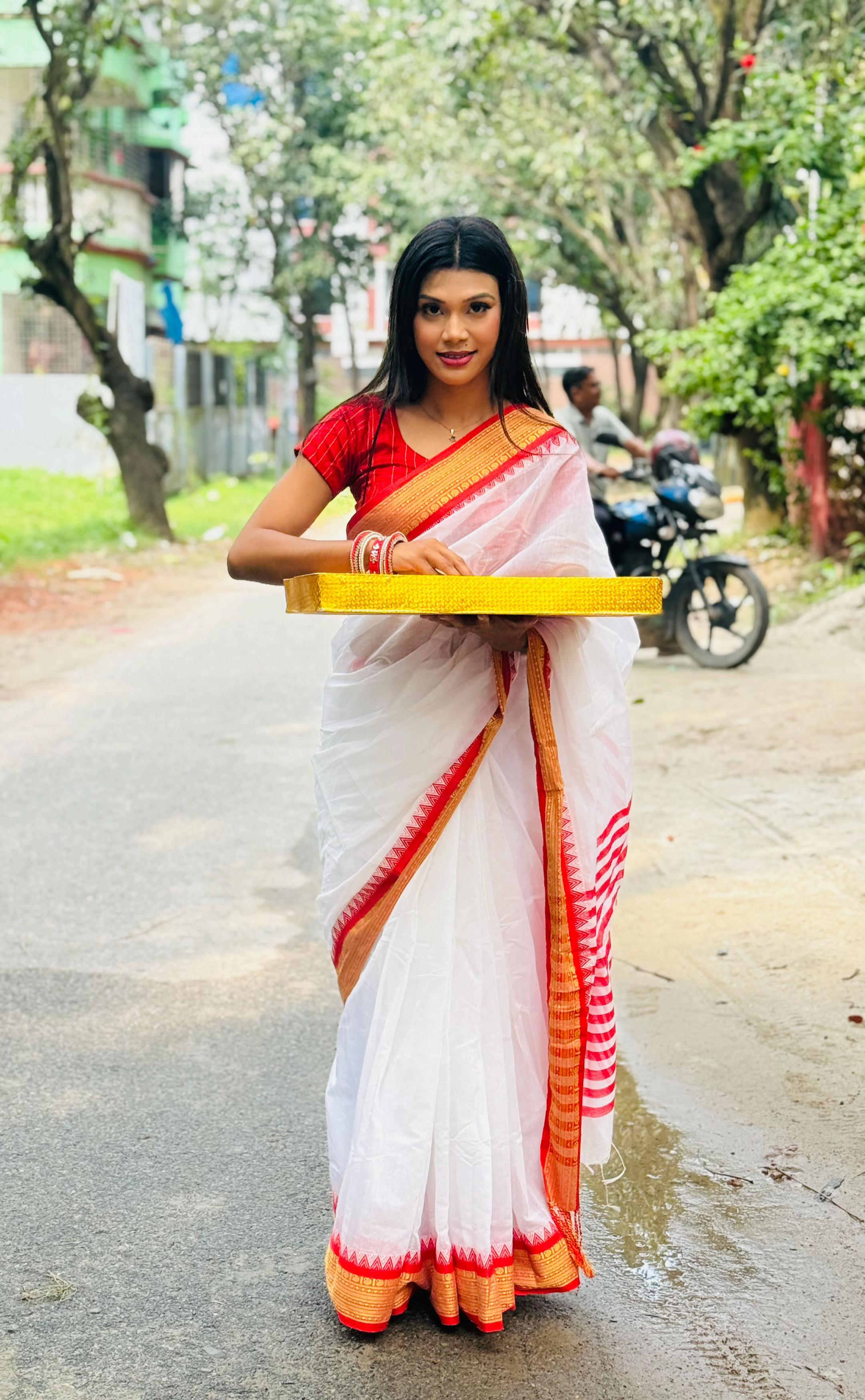 @👩🎓⚖️Arshi +(আরু)⚖️🎓