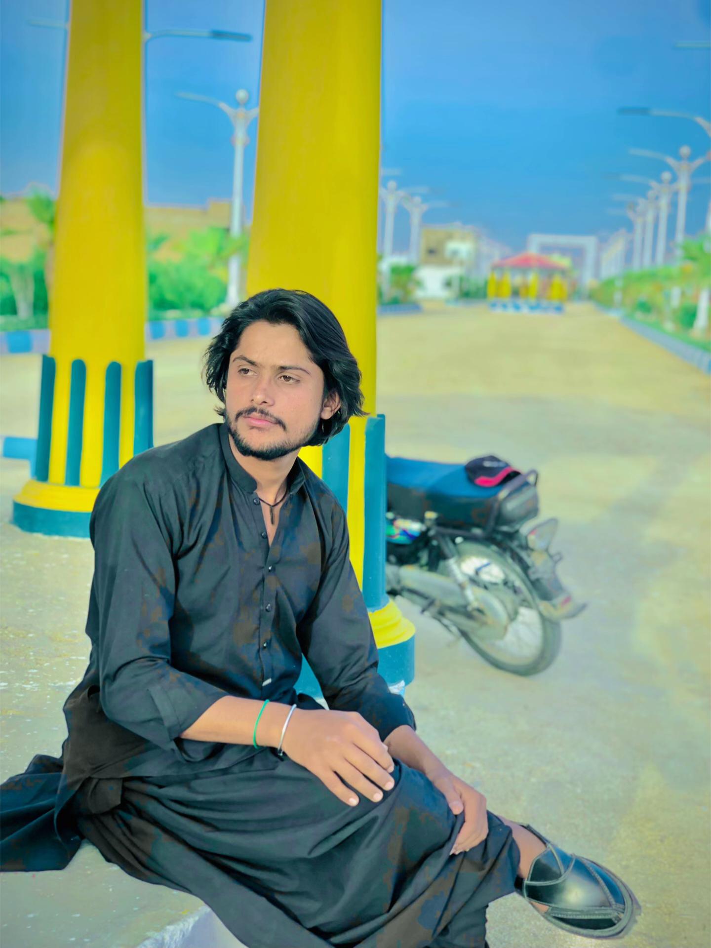 @Ayaz_Alee