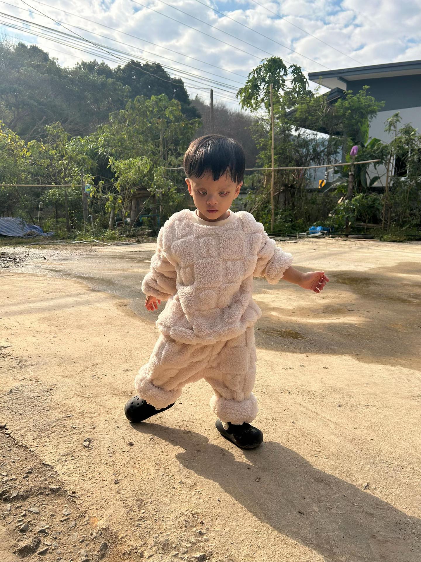 @ต้าวอลันเด็กครอบแว่น🐼