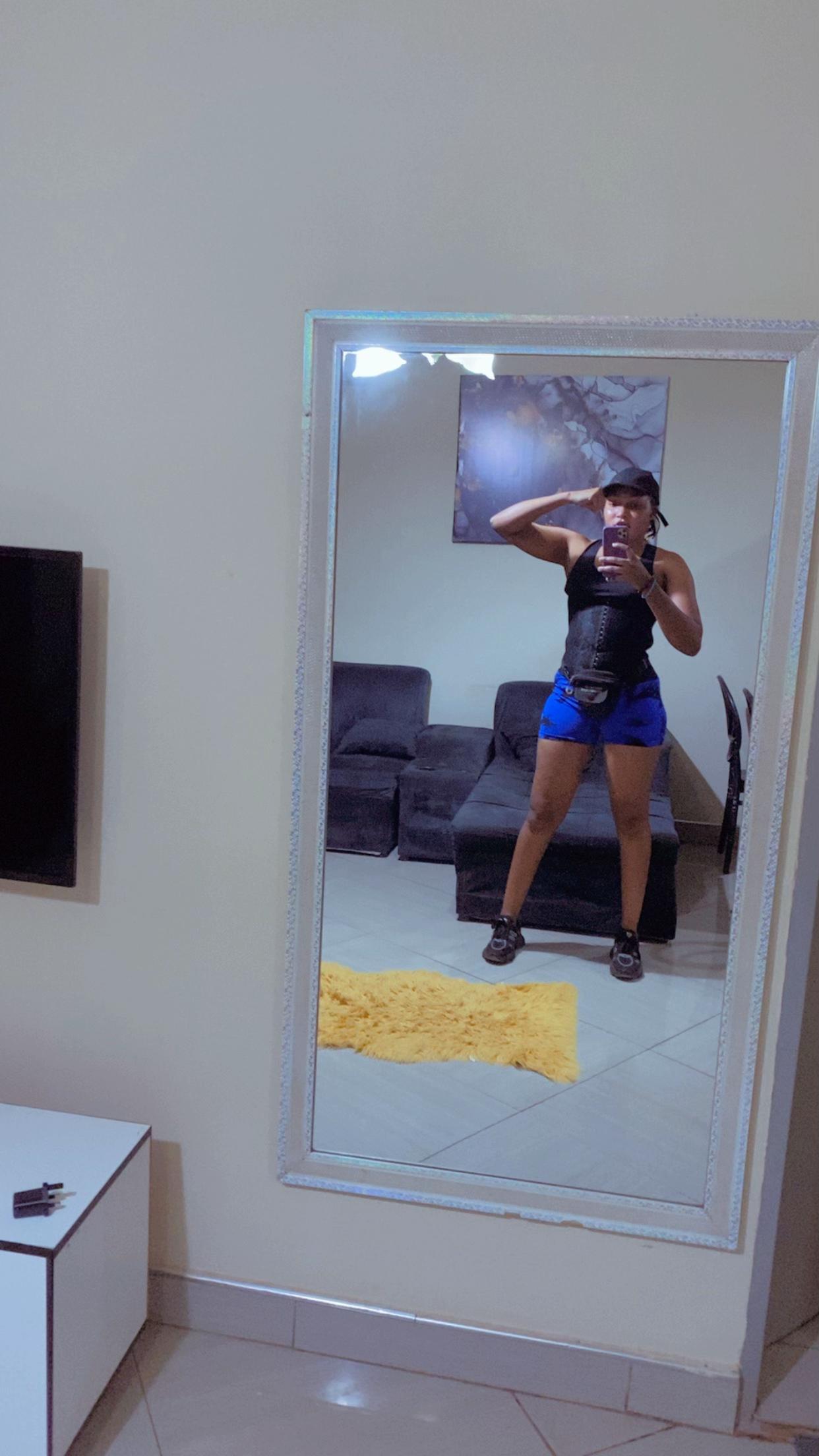 @elizabethphiri09