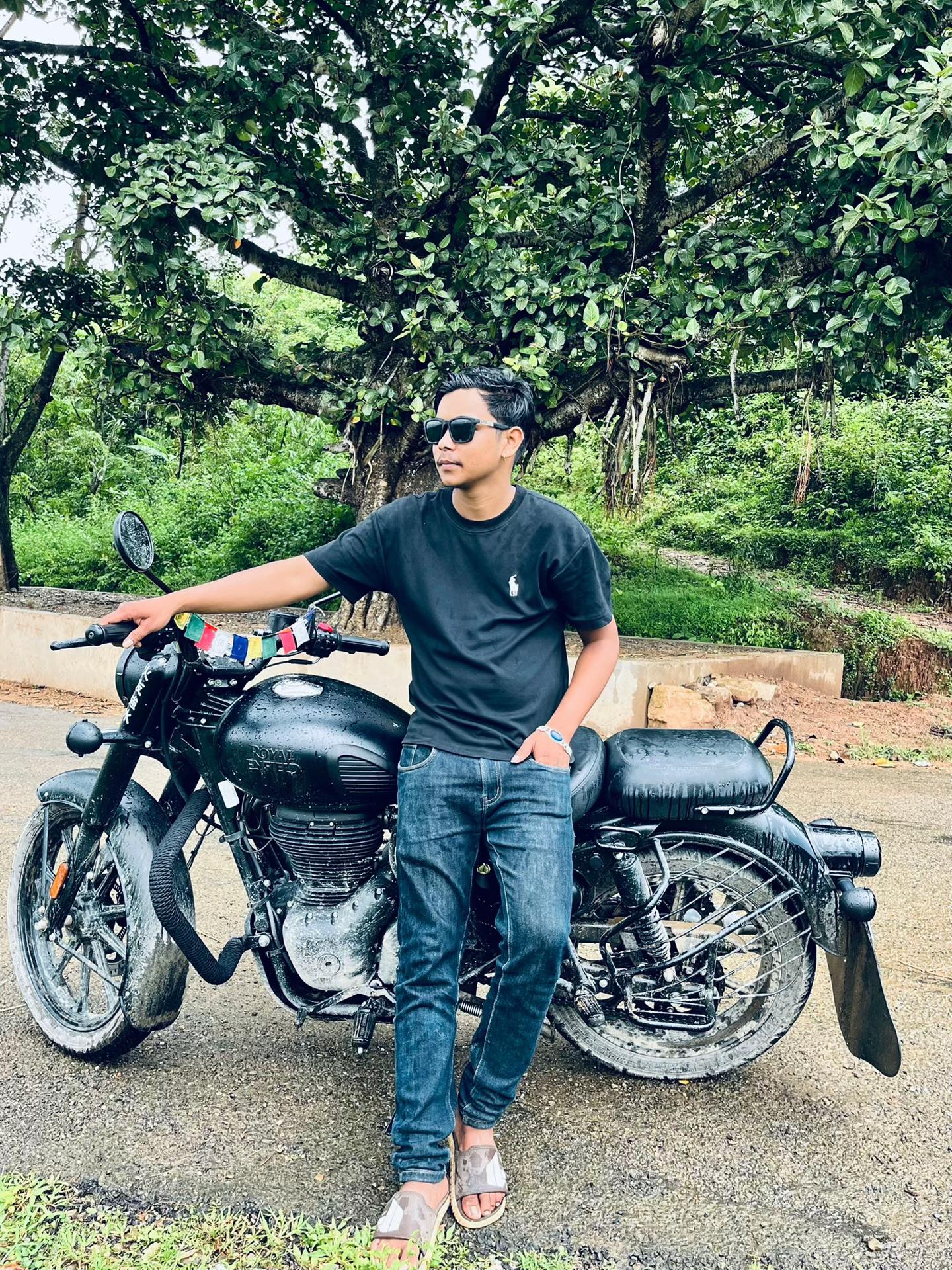 @Deepak💖🤙🏻