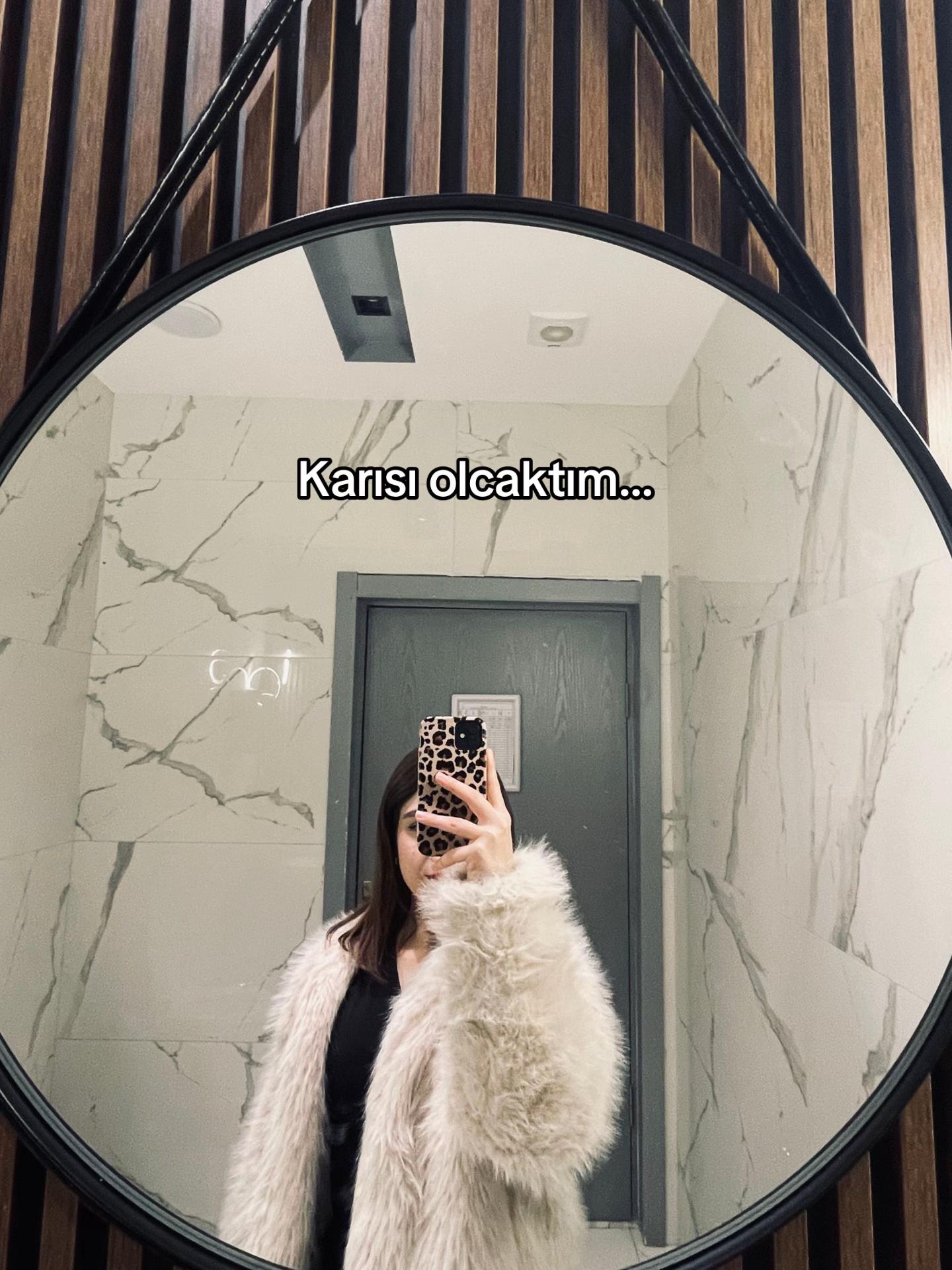 @Mira Özkaya