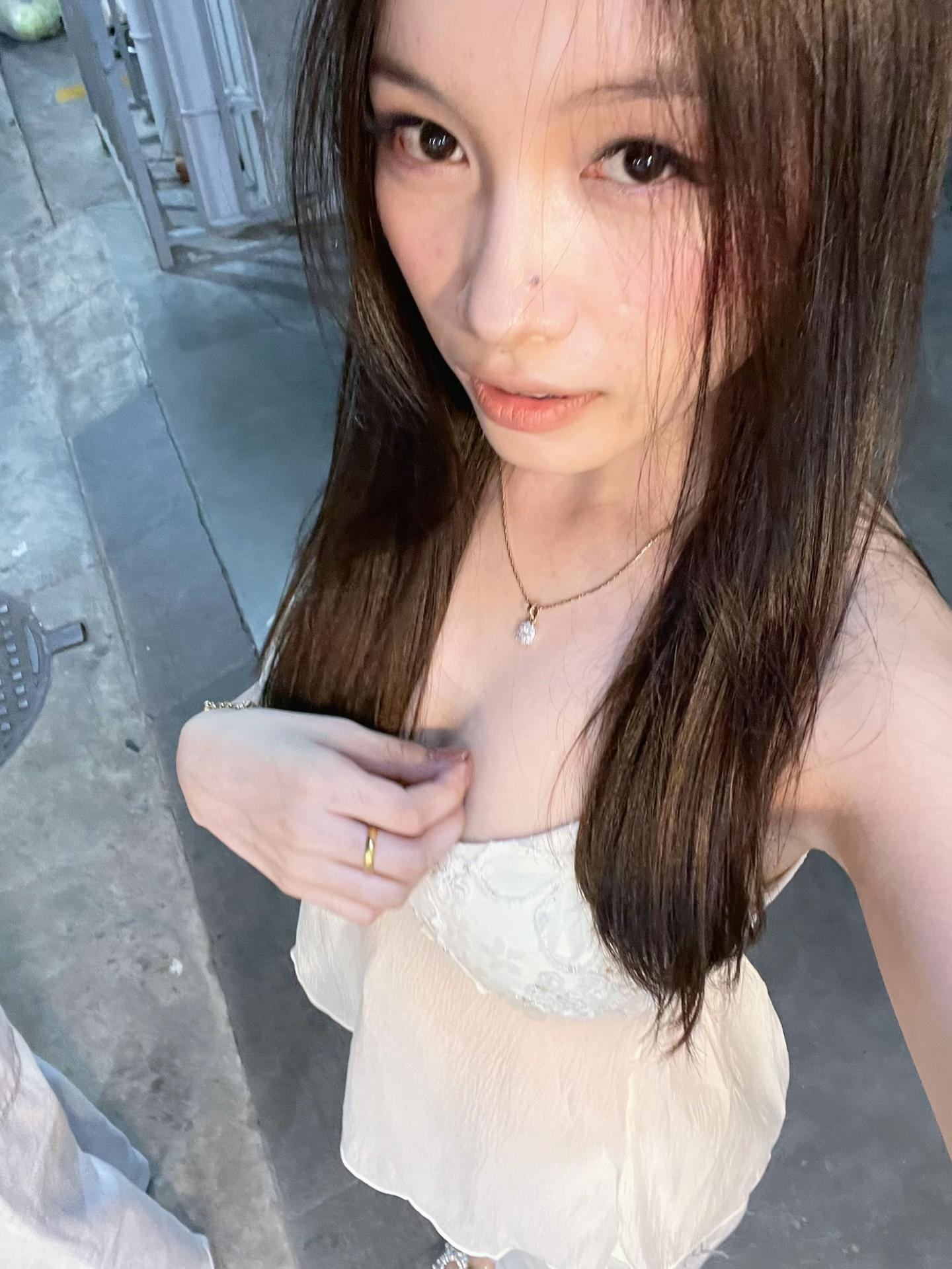 @Alisaa