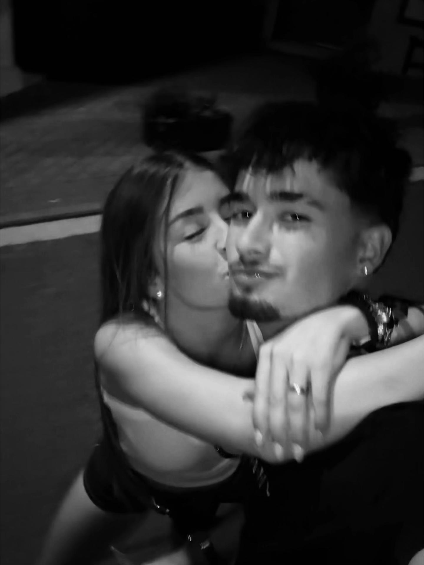 @norazoaz?