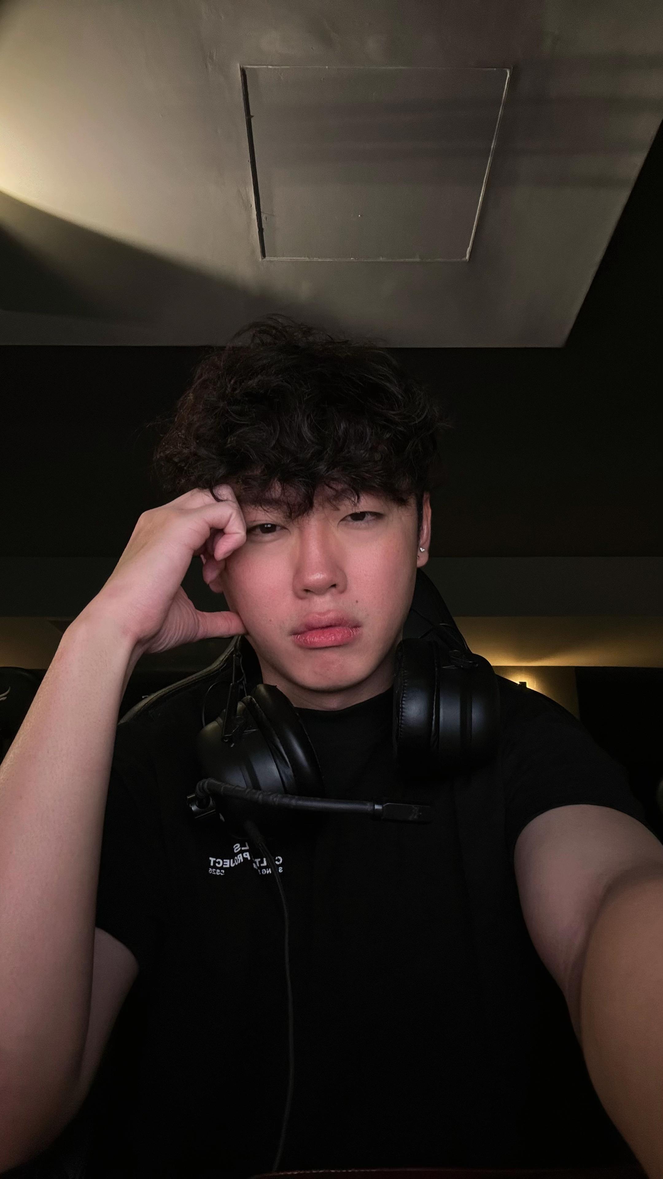 @khánh
