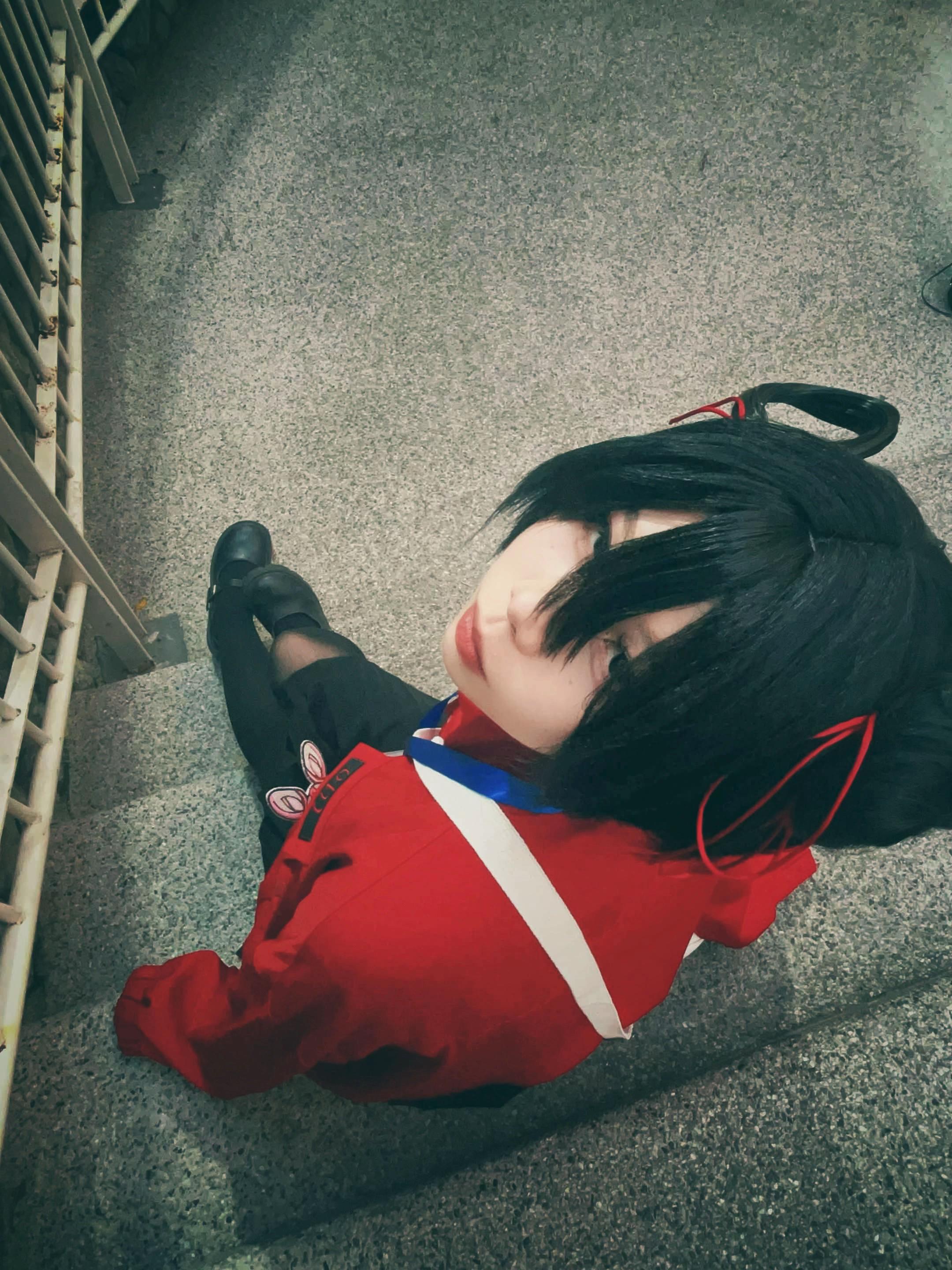 @緯如