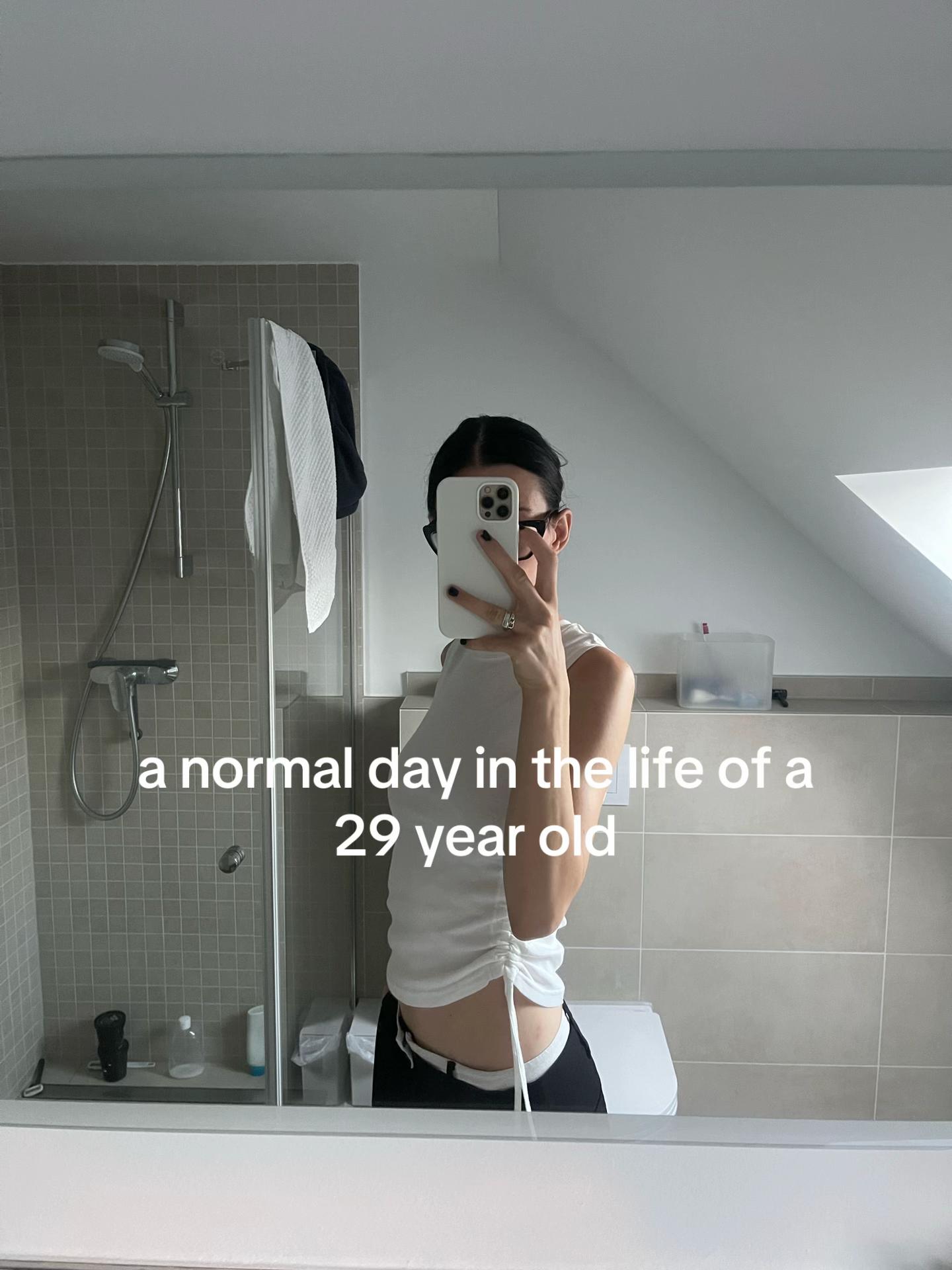 @_anyw