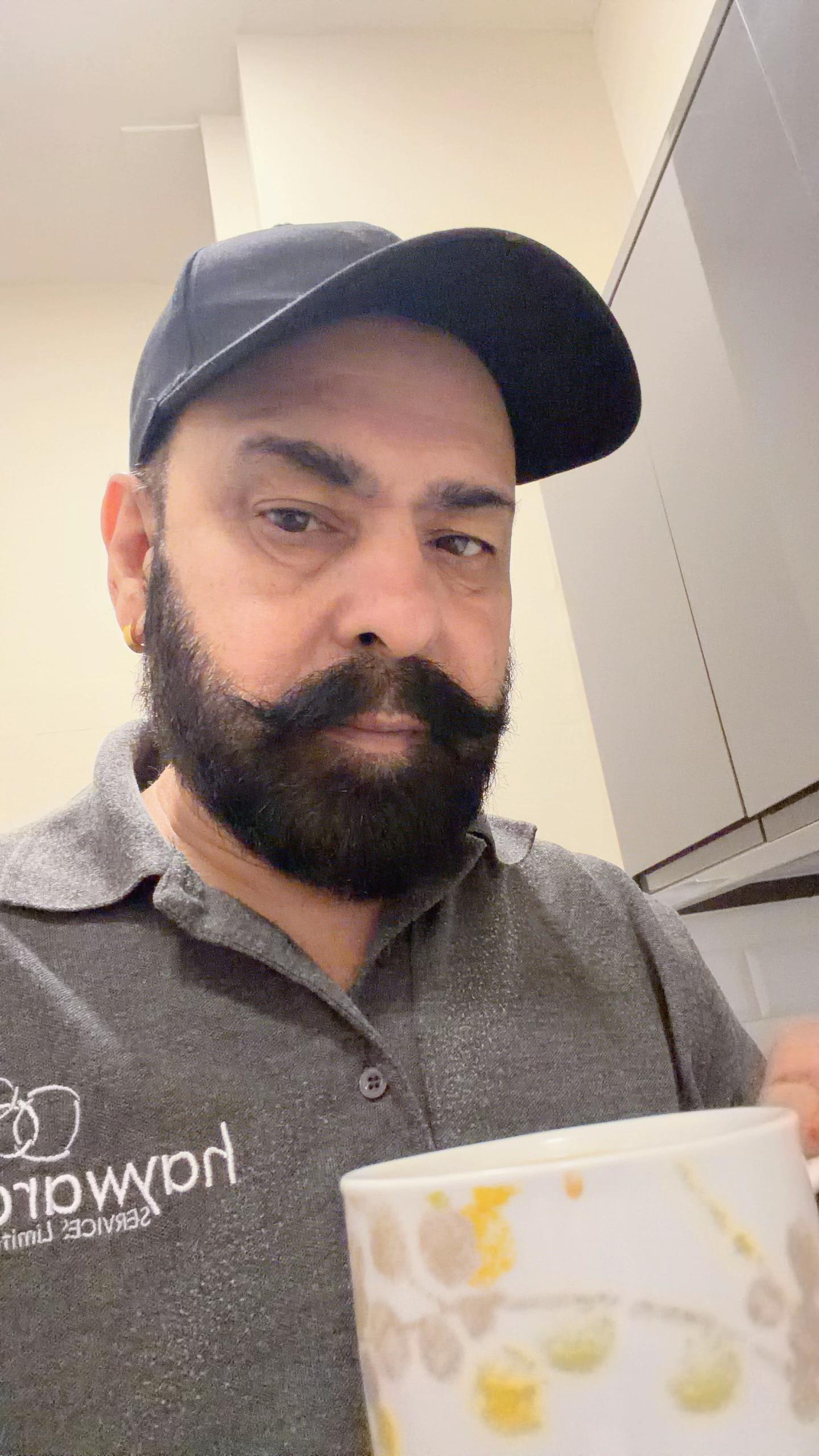 @Aman Grewal 🇬🇧