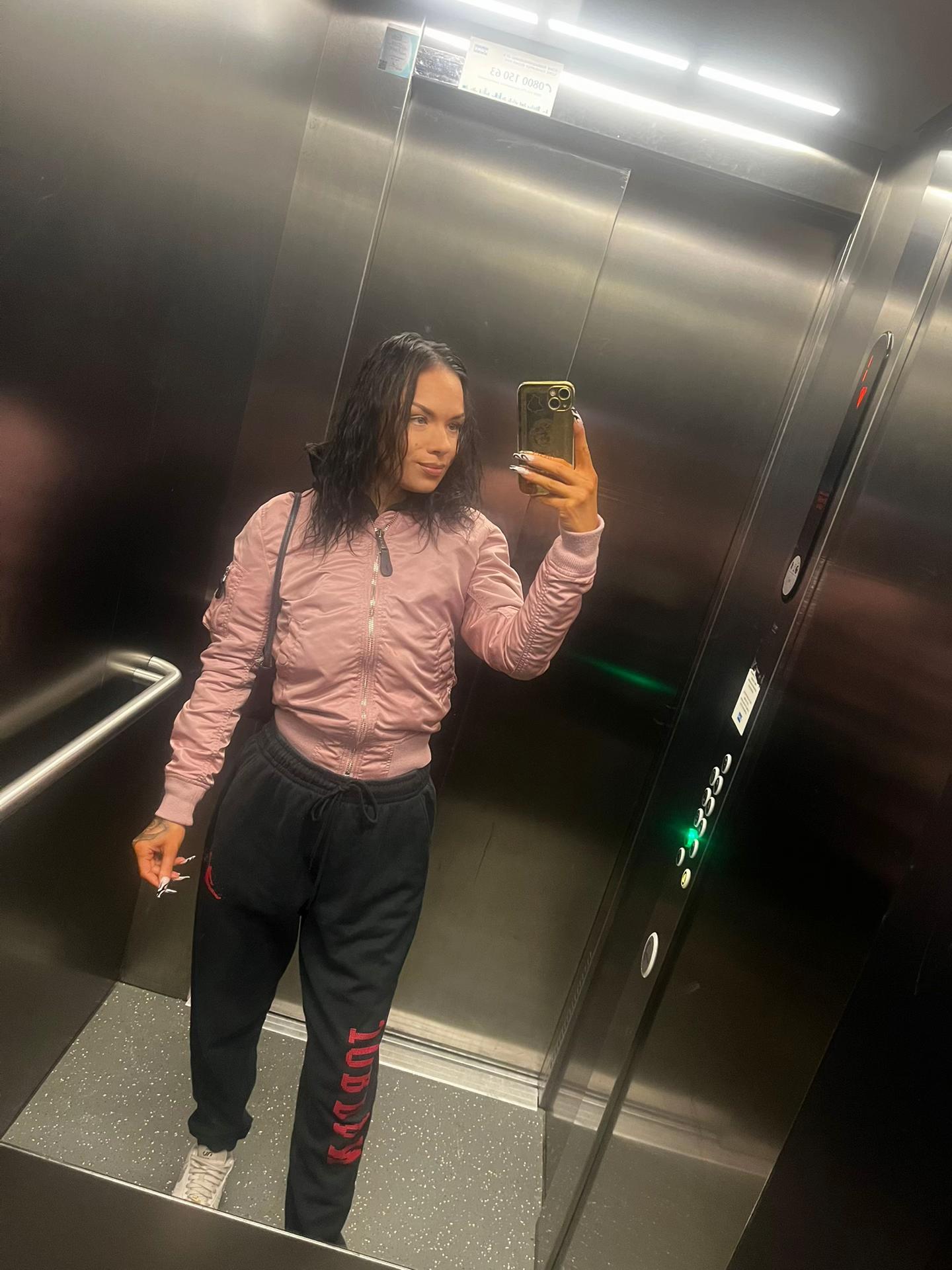 @Baby V💞