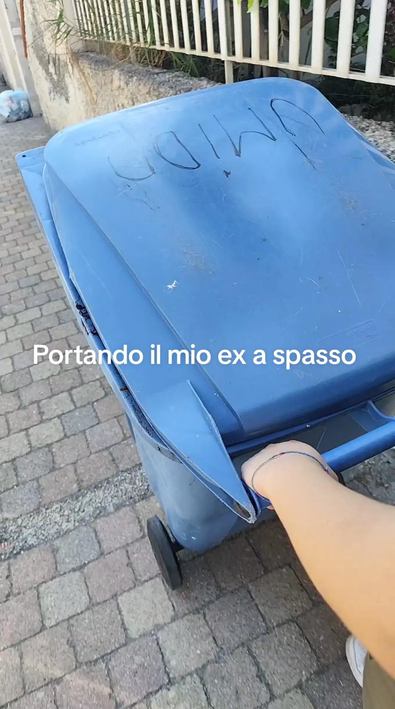 @...