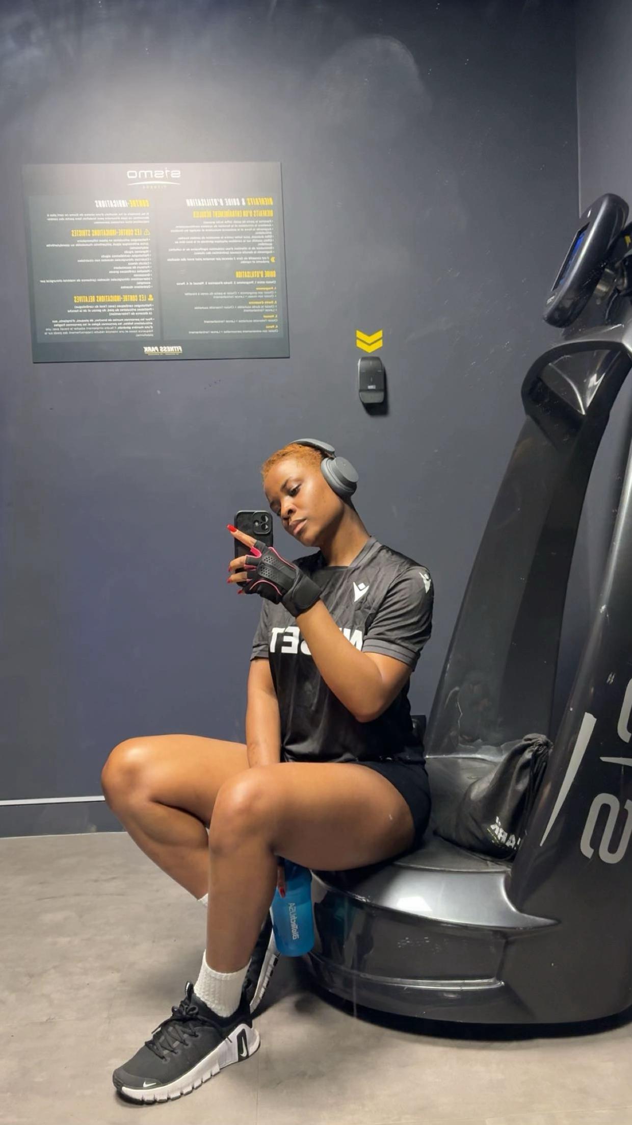 @ROSE BLACK 🎙️🔥🕷️🏛️🧠