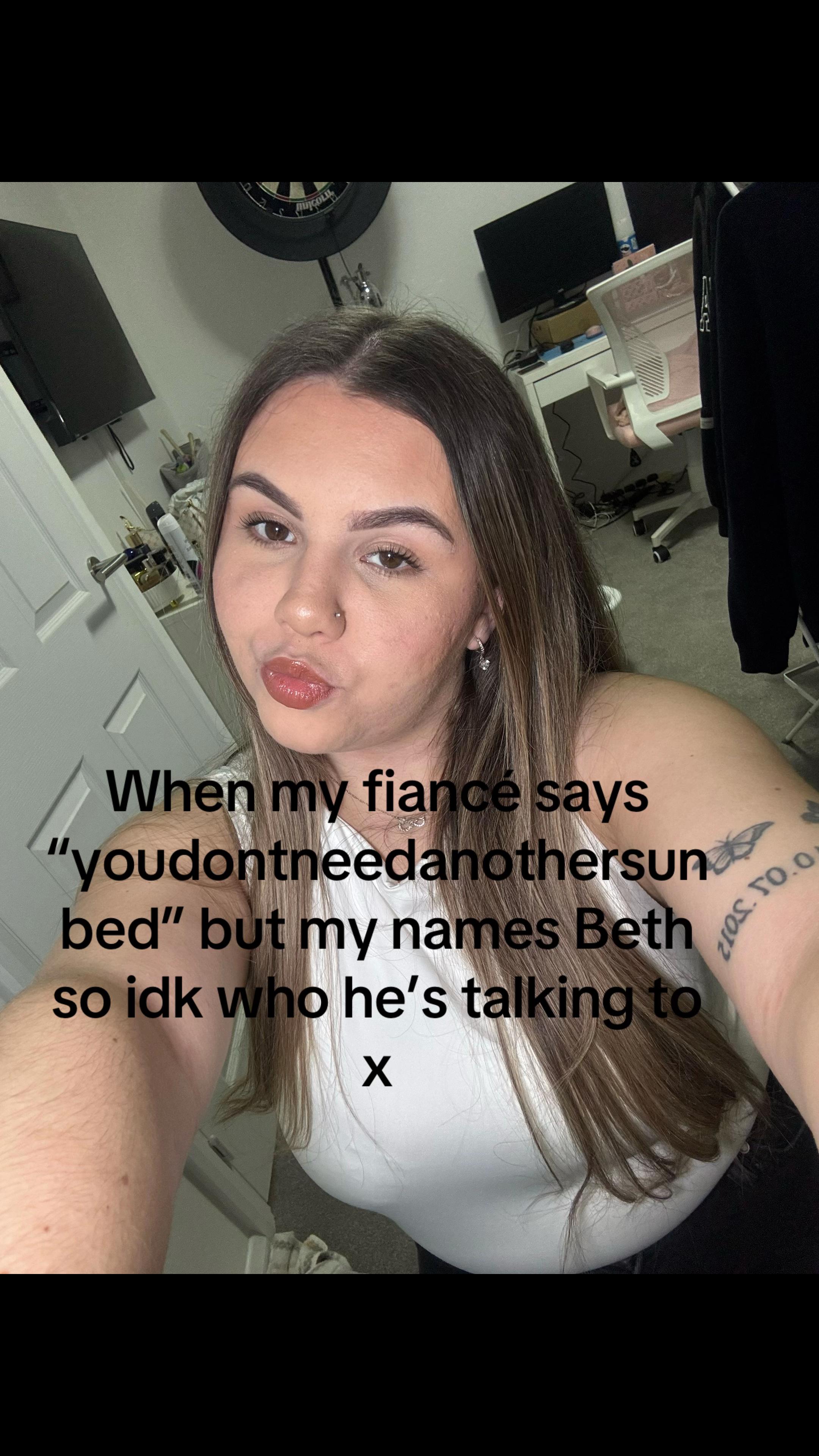 @Beth Connors🤍🌺