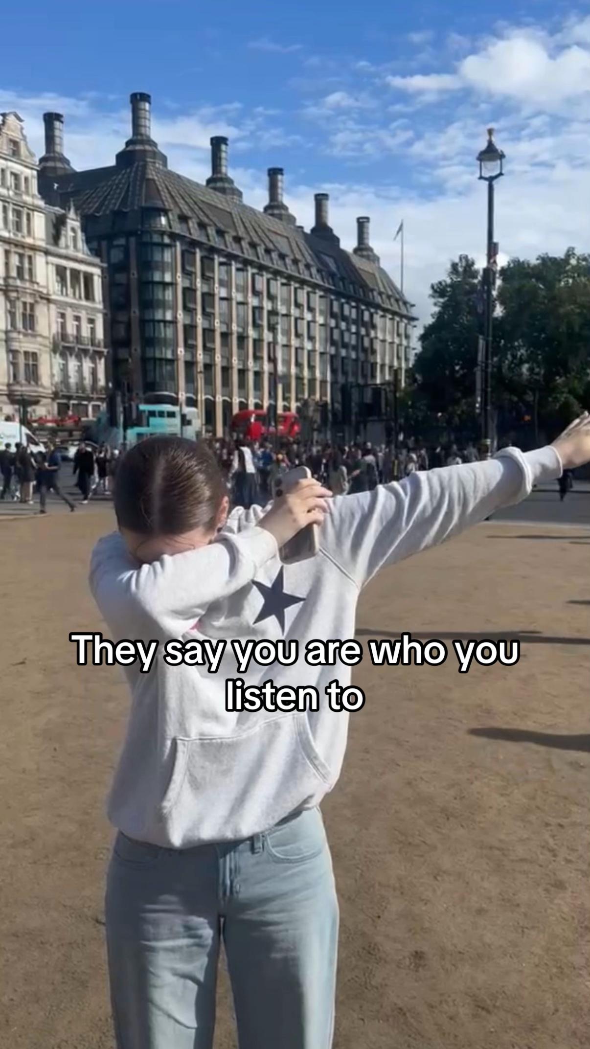 @amelia