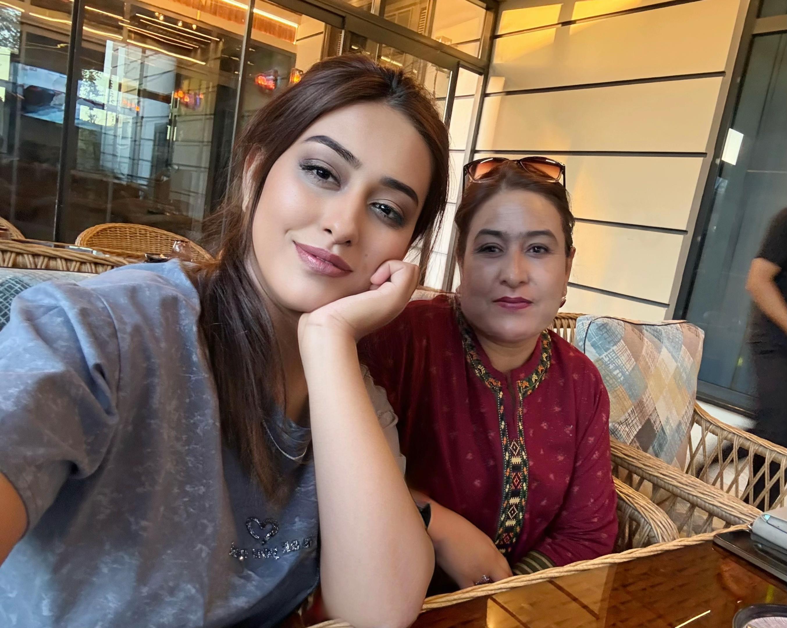 @𝕷açına_🕊️