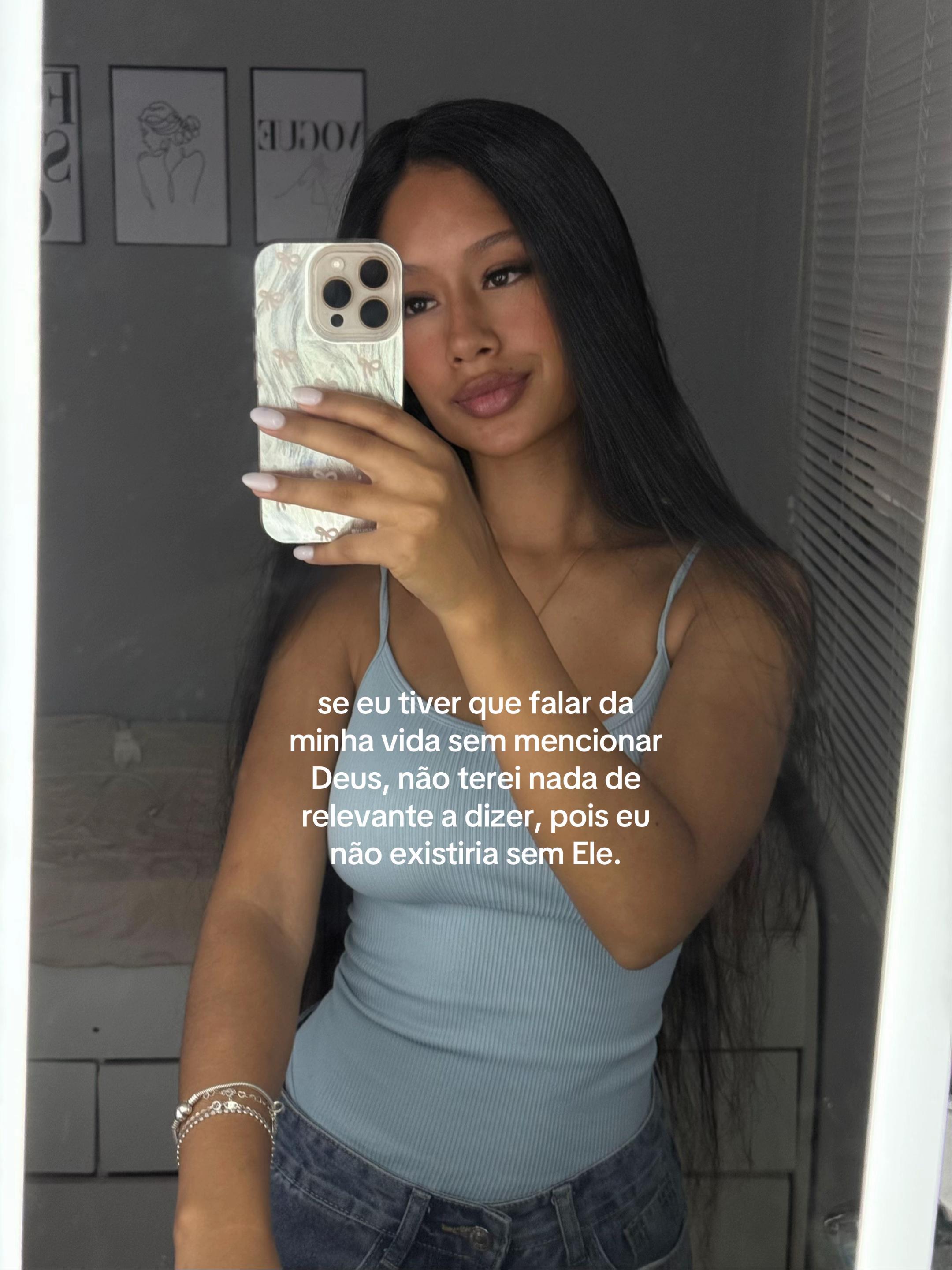 @Vit&oacute;ria Santos