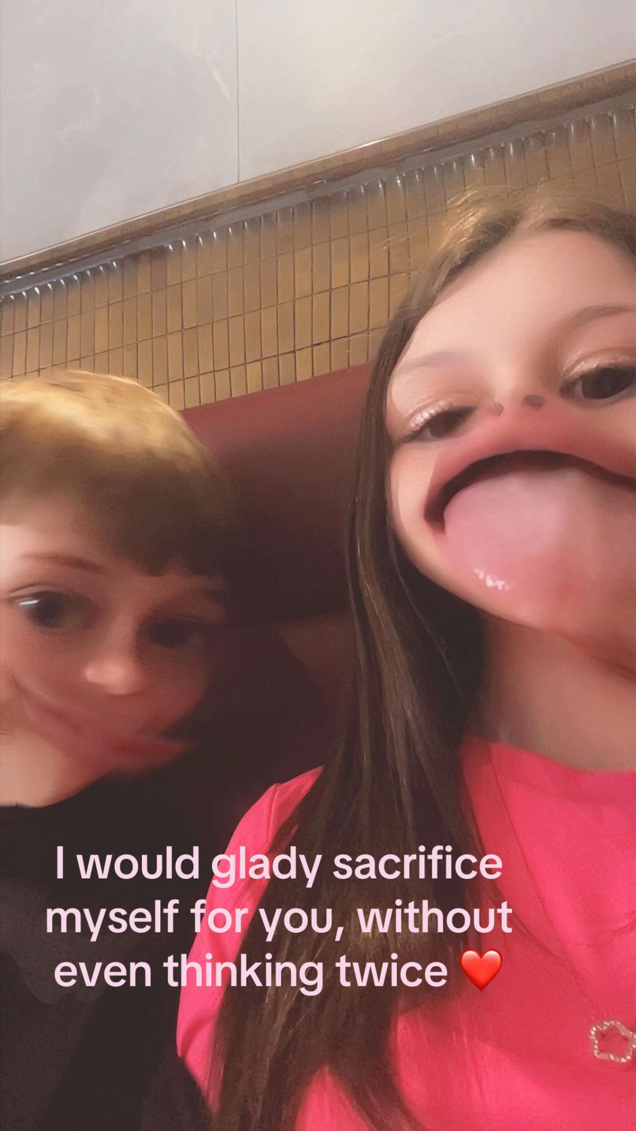 @✝️ Chloe 🤍