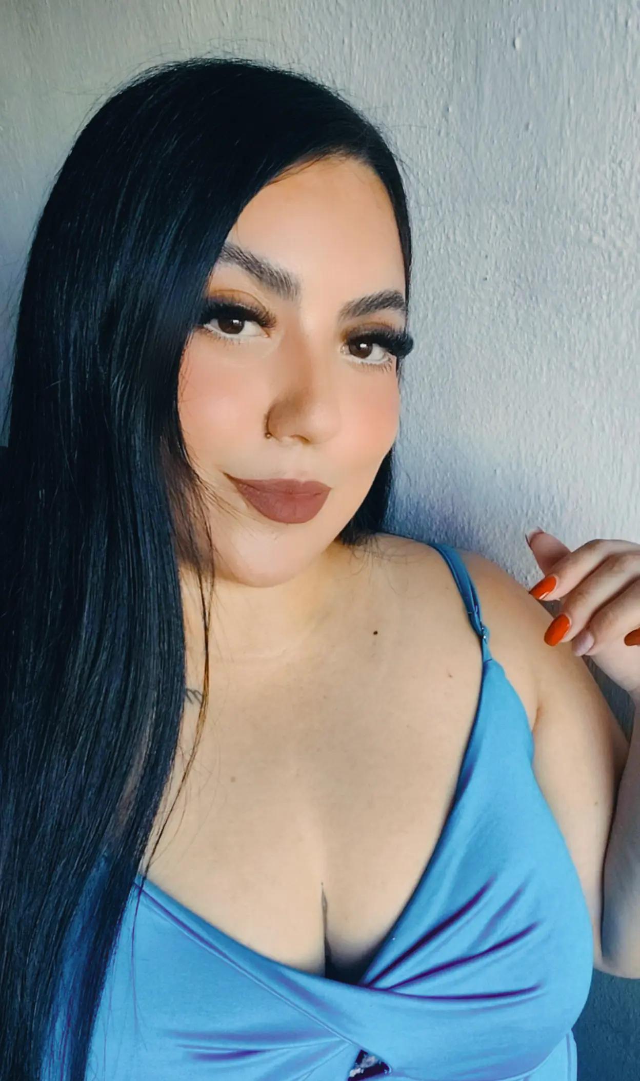 @Yanelyz'